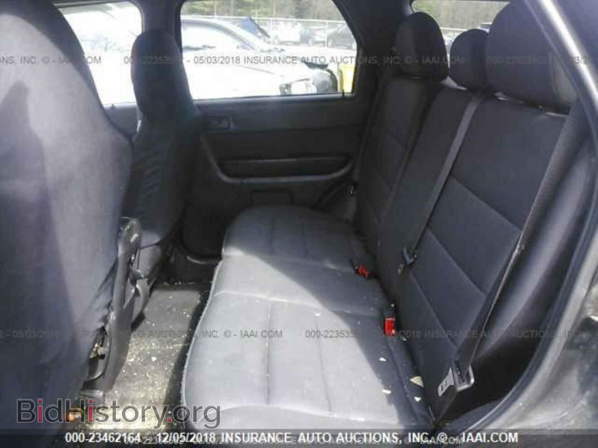 2011 Ford Escape - VIN: 1FMCU9DG6BKB08686 - Photo 8