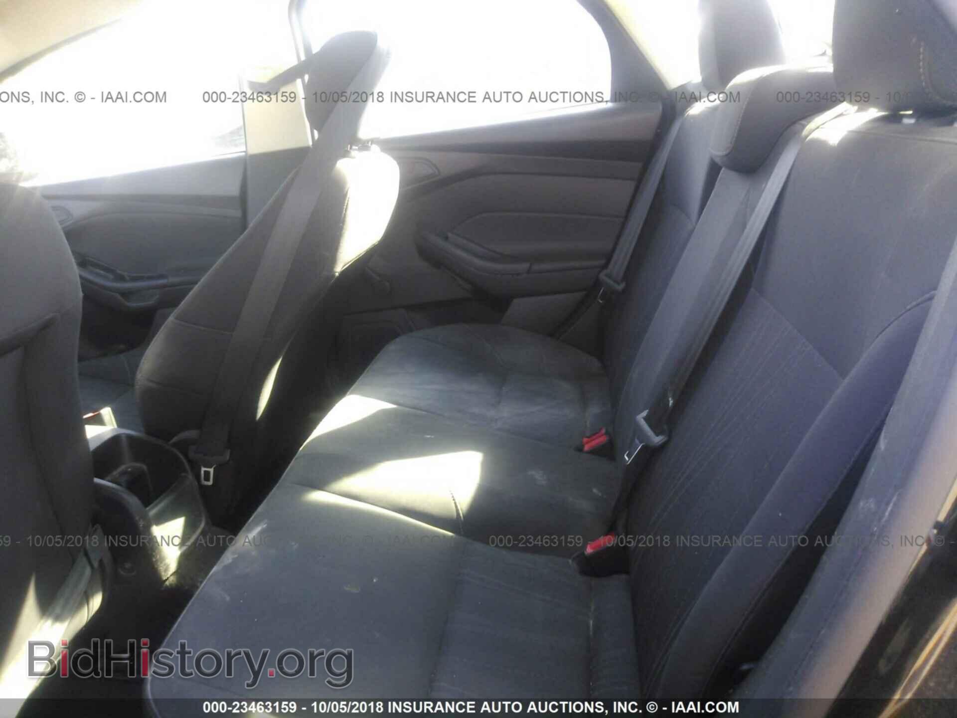 2016 Ford Focus - VIN: 1FADP3E26GL304439 - Photo 8