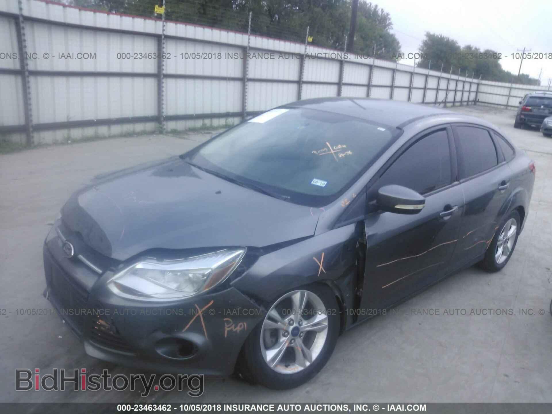 2014 Ford Focus - VIN: 1FADP3F25EL218163 - Photo 2