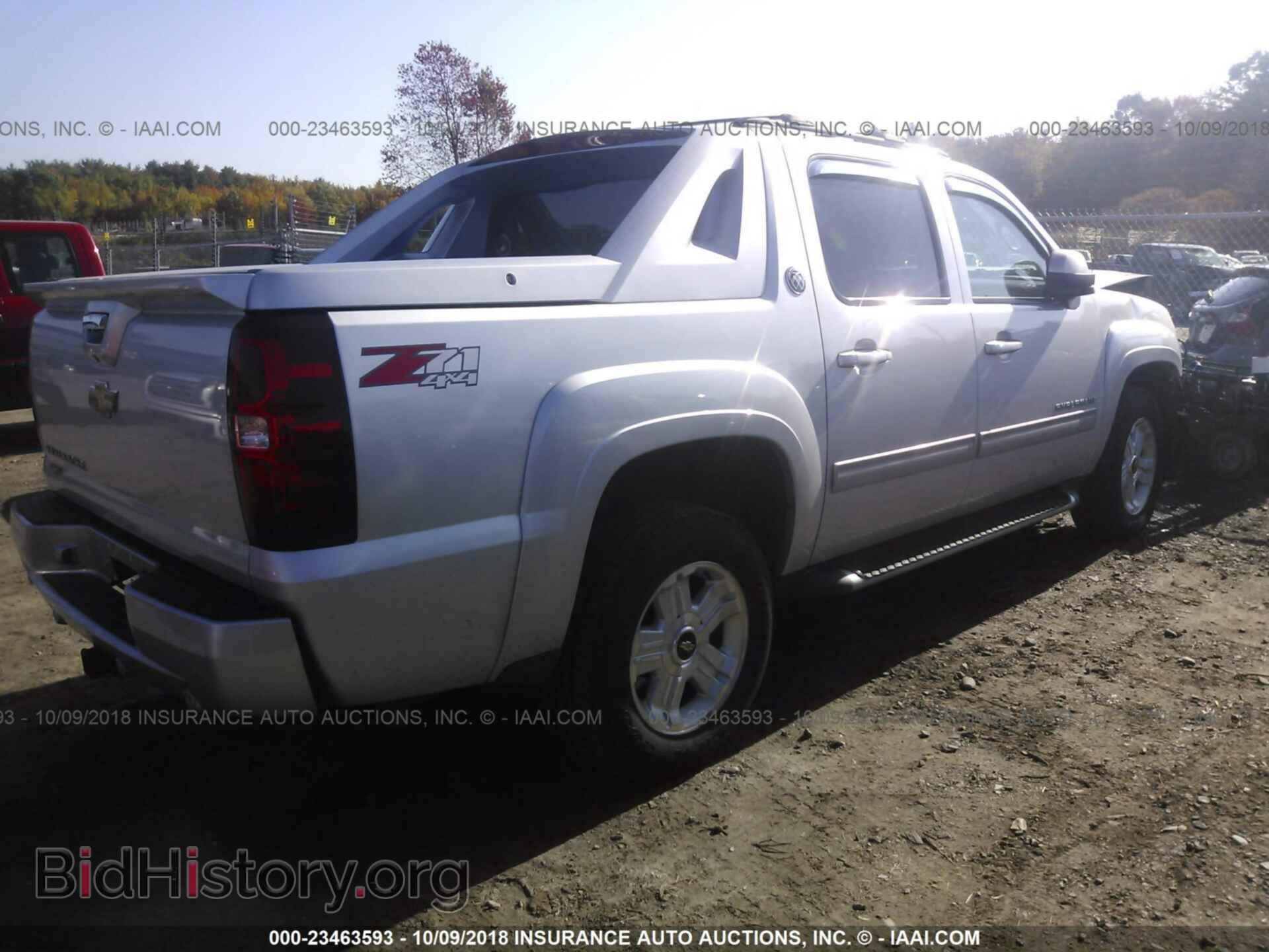 2013 Chevrolet Avalanche - VIN: 3GNTKFE7XDG204362 - Фото 4