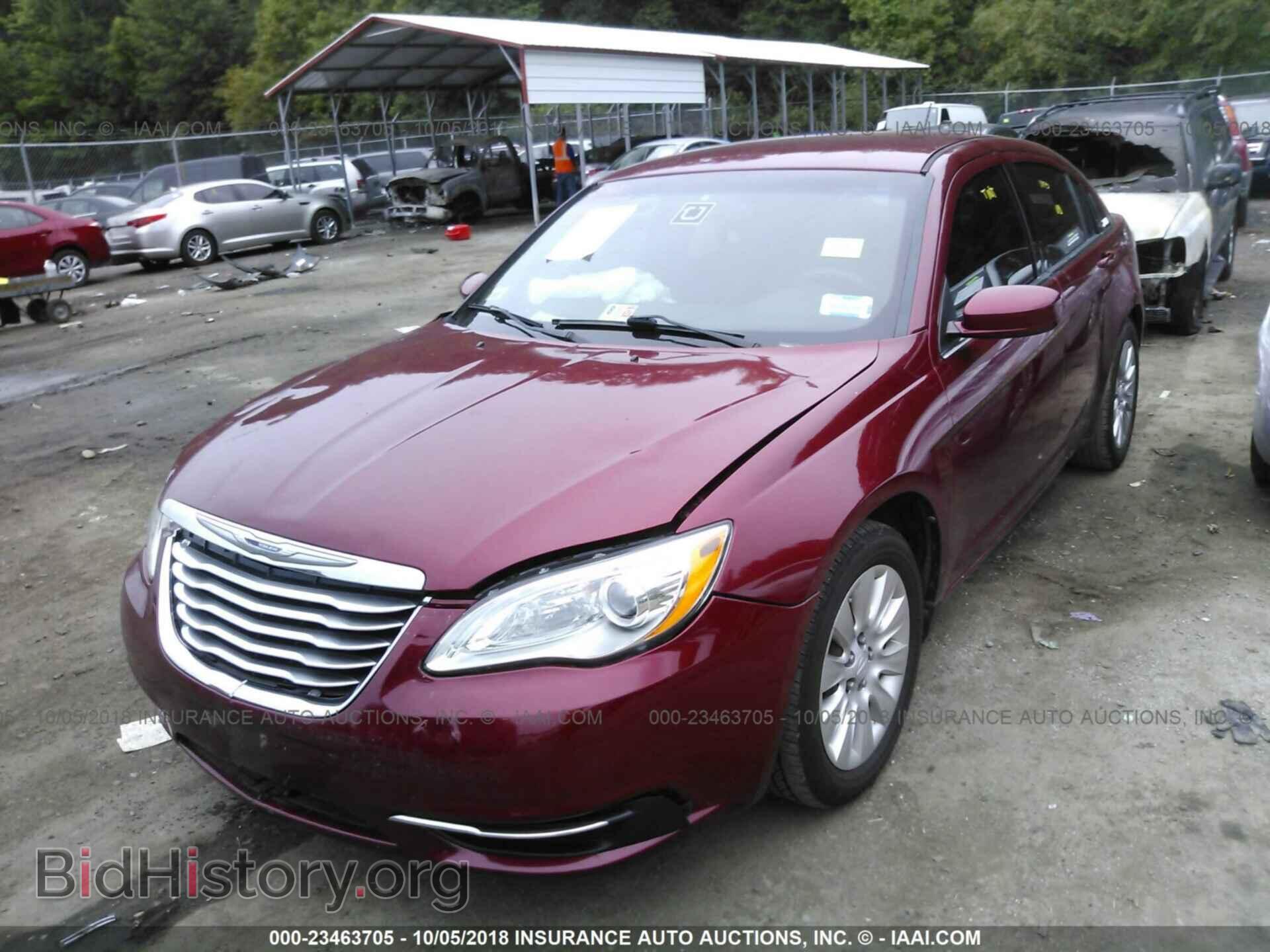 2013 Chrysler 200 - VIN: 1C3CCBAB0DN641209 - Photo 2