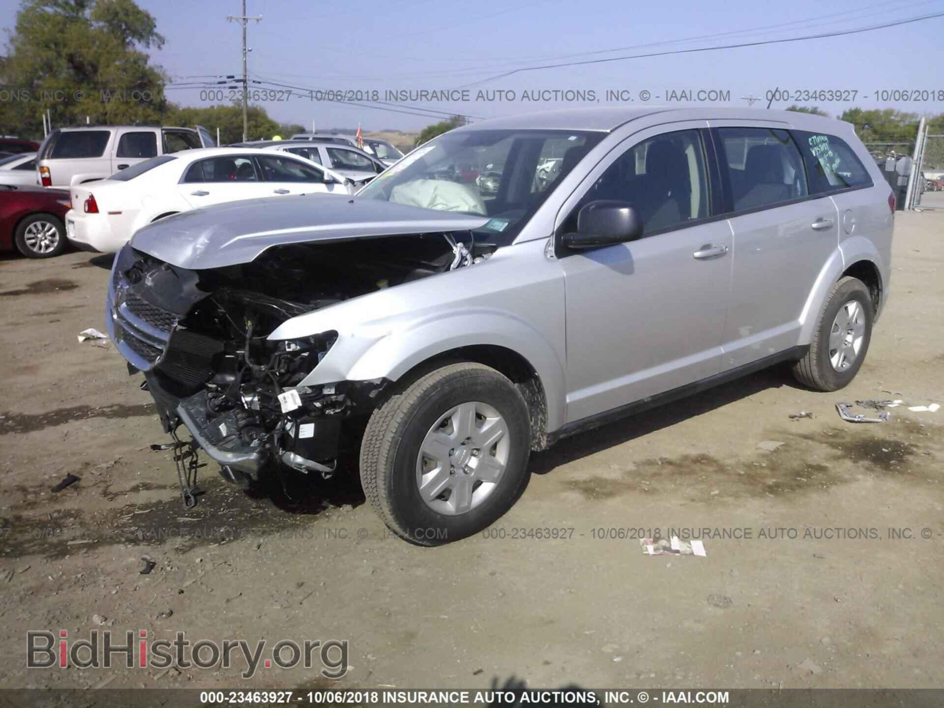 2012 Dodge Journey - VIN: 3C4PDCAB3CT257021 - Фото 2