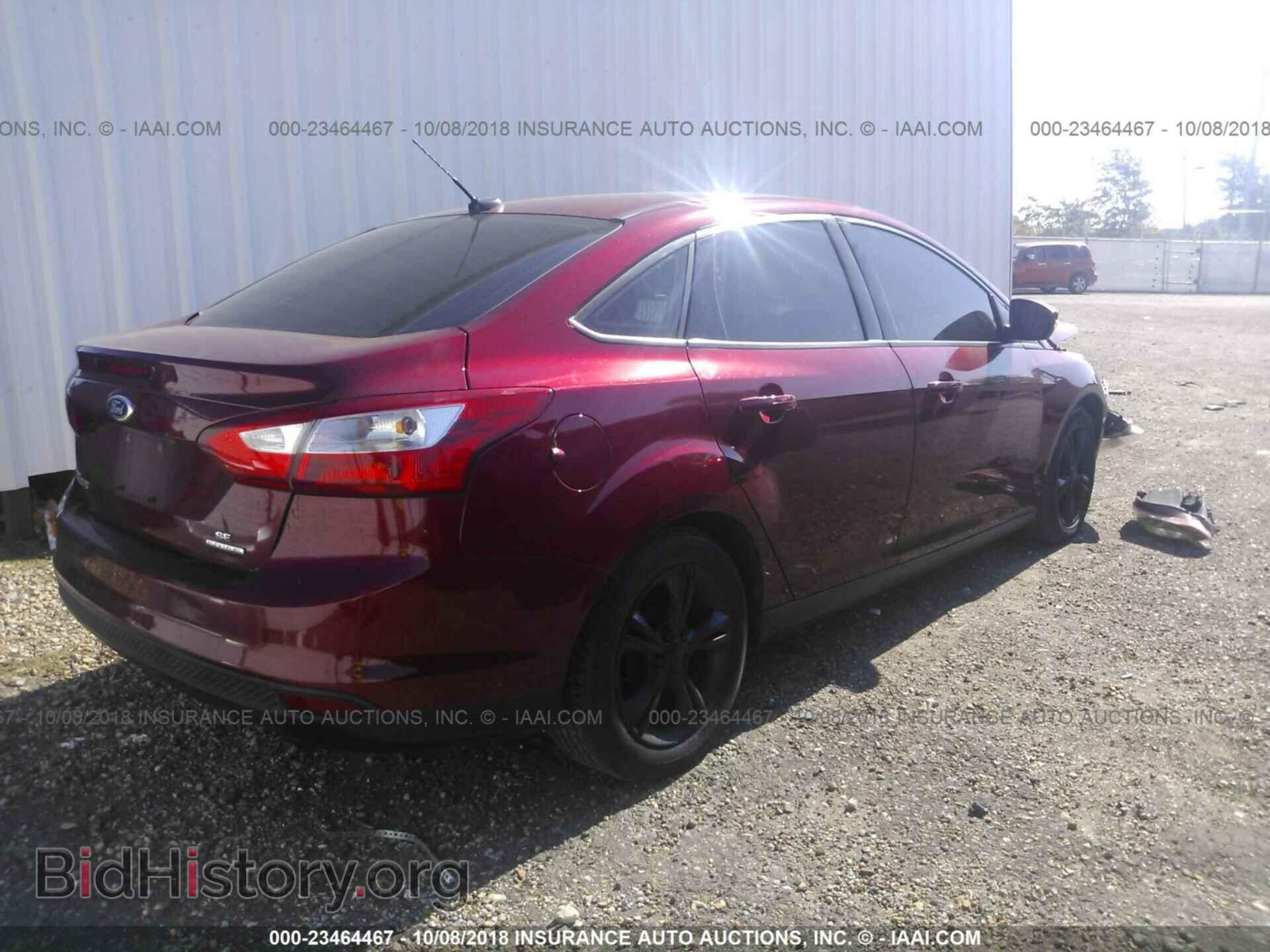 2014 Ford Focus - VIN: 1FADP3F22EL115217 - Фото 4