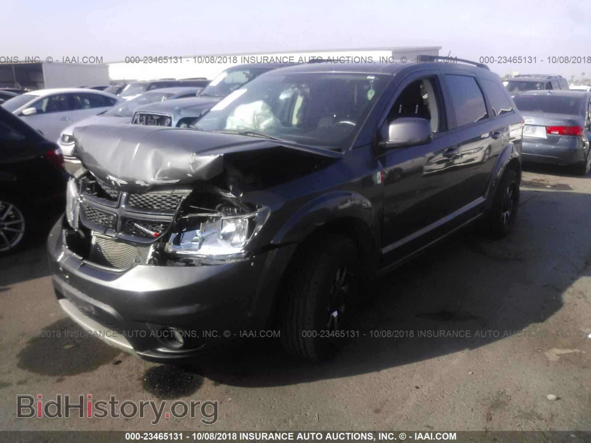 2017 Dodge Journey - VIN: 3C4PDCBG2HT523209 - Фото 2