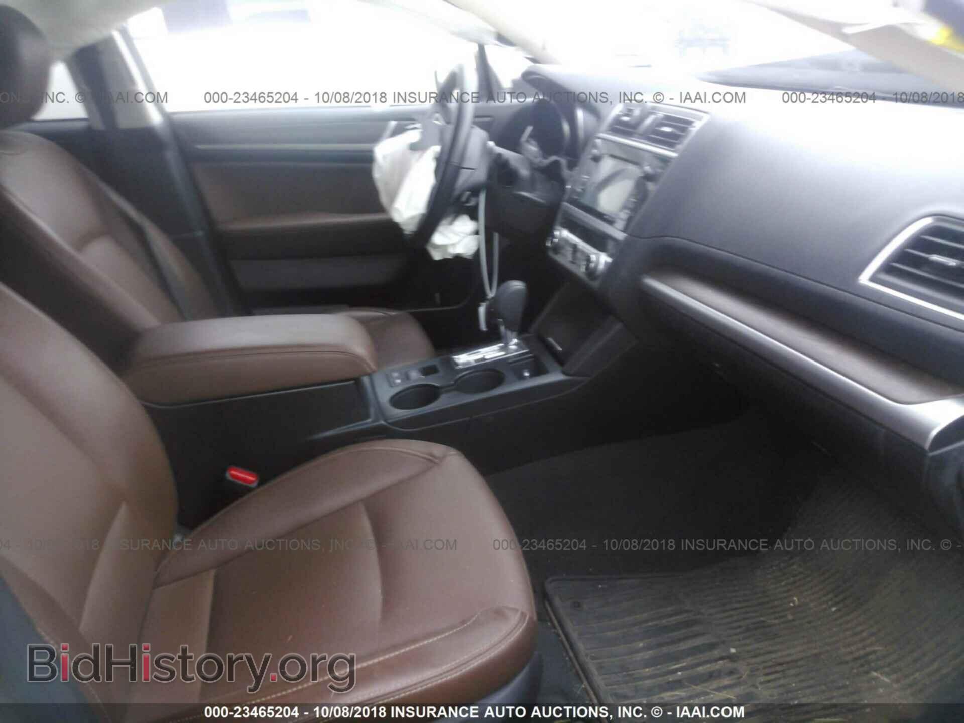 2017 Subaru Outback - VIN: 4S4BSETC1H3385936 - Photo 5