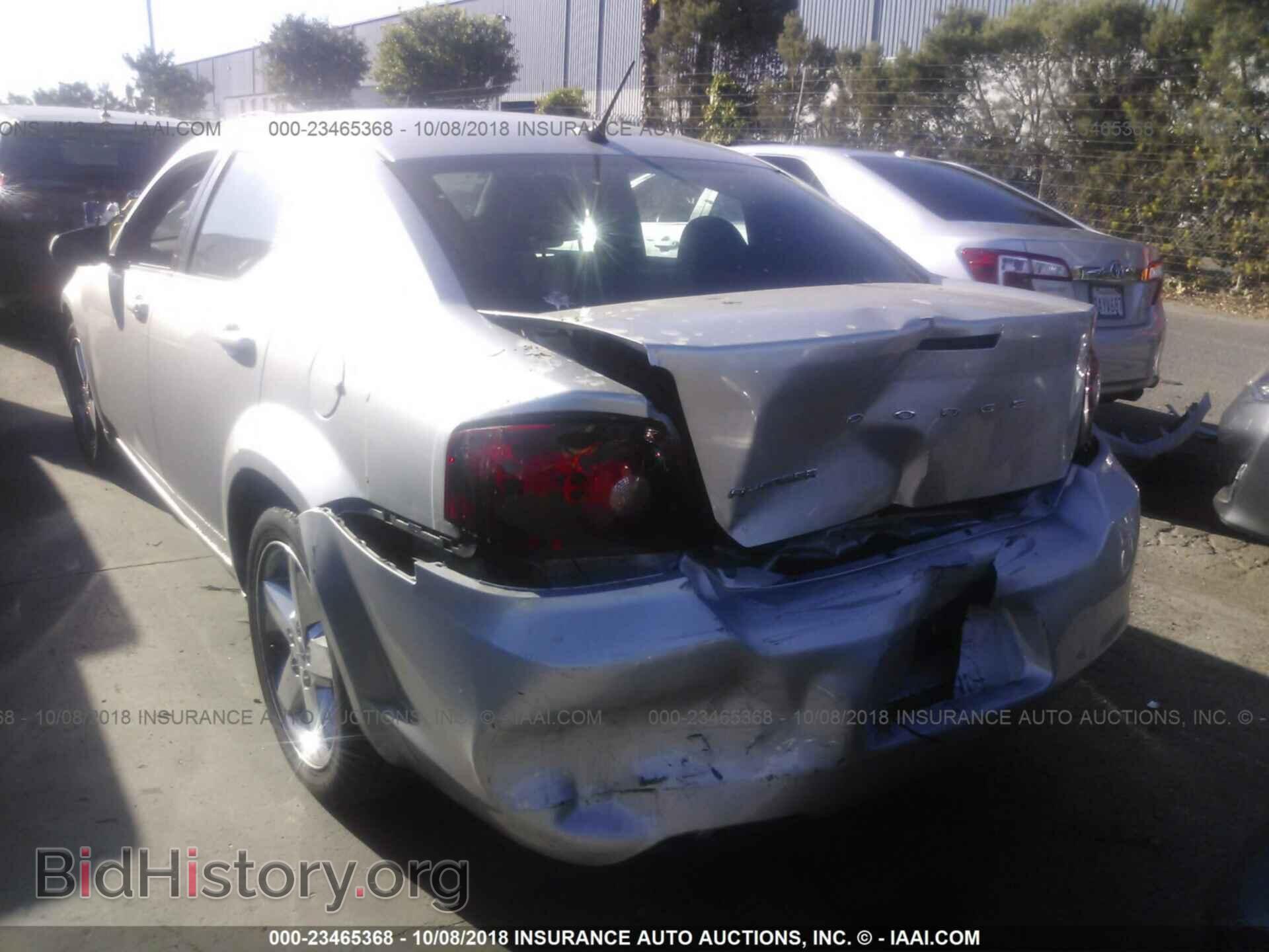 2011 DODGE AVENGER - VIN: 1B3BD1FB3BN556290 - Фото 3