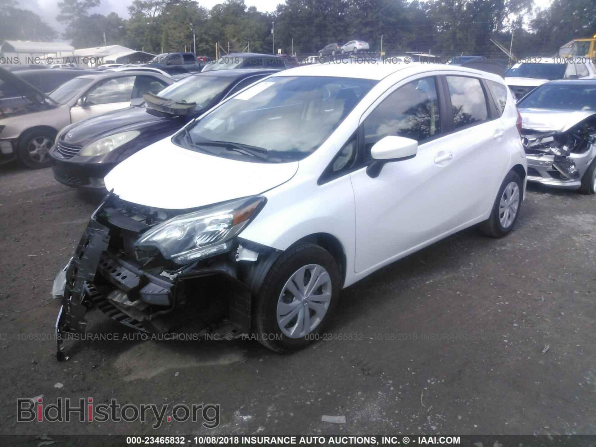 2017 Nissan Versa note - VIN: 3N1CE2CP1HL378512 - Фото 2