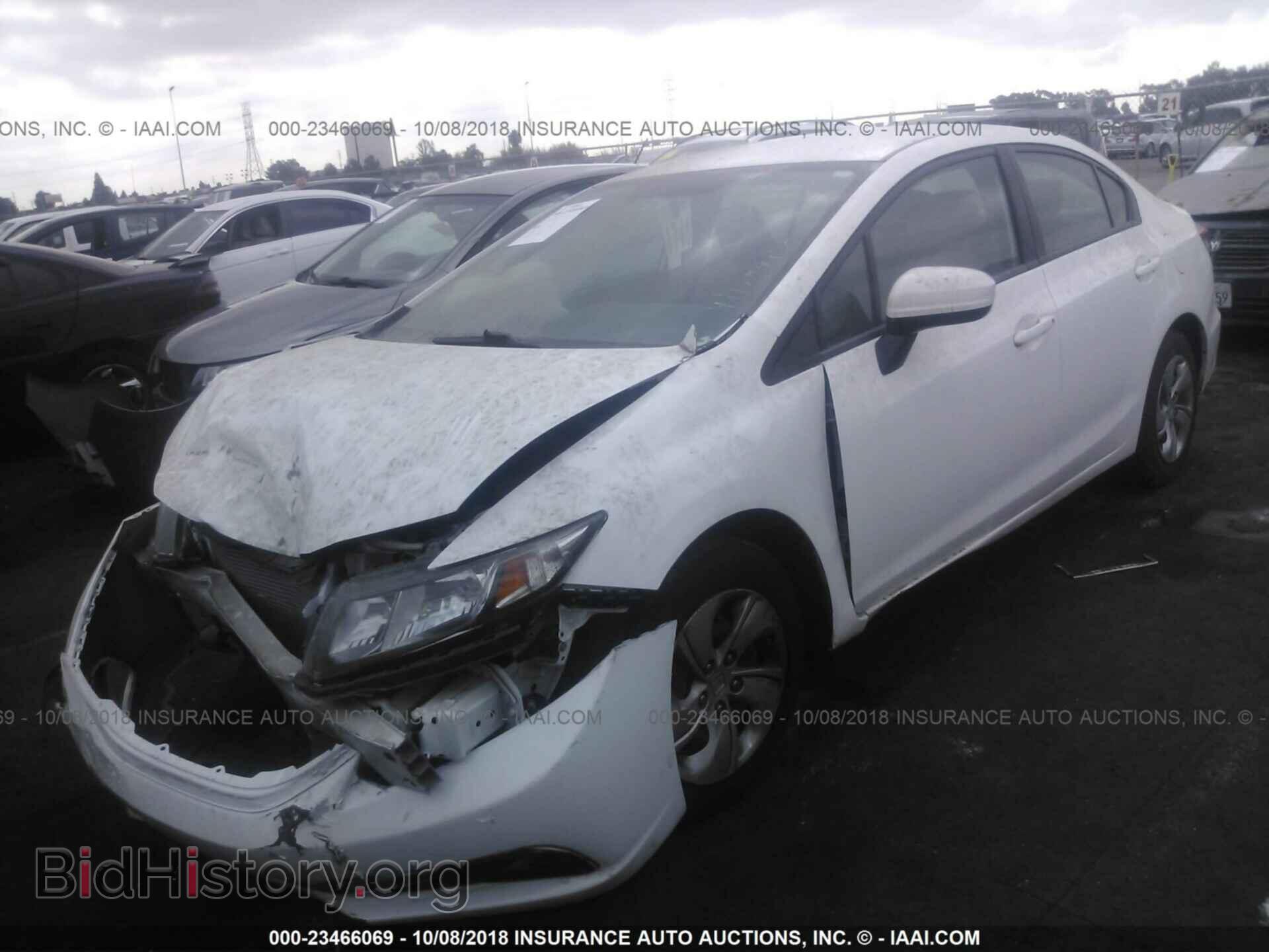 2014 Honda Civic - VIN: 19XFB2F53EE268932 - Фото 2