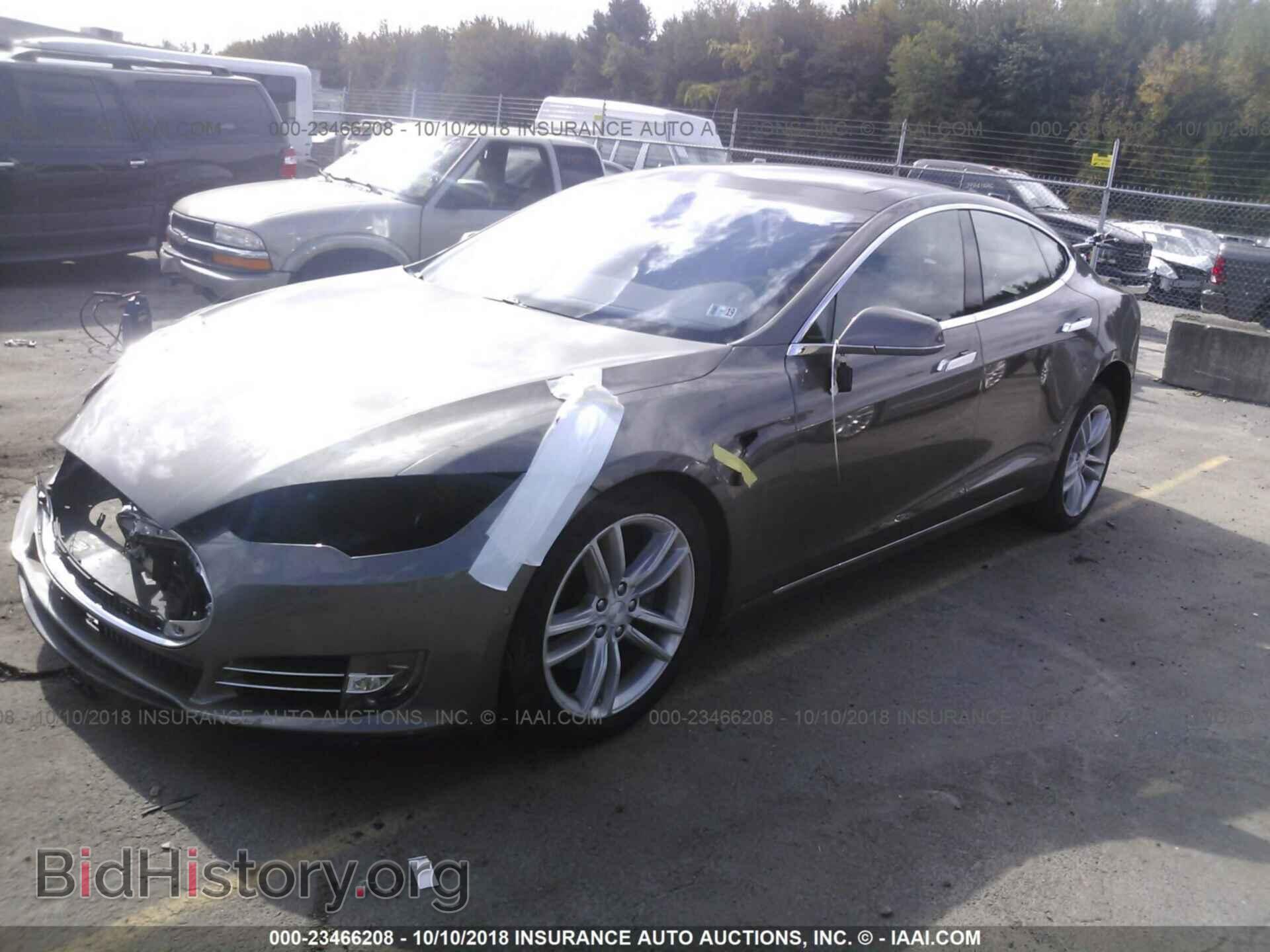 2015 TESLA MODEL S - VIN: 5YJSA1E21FF117148 - Фото 2