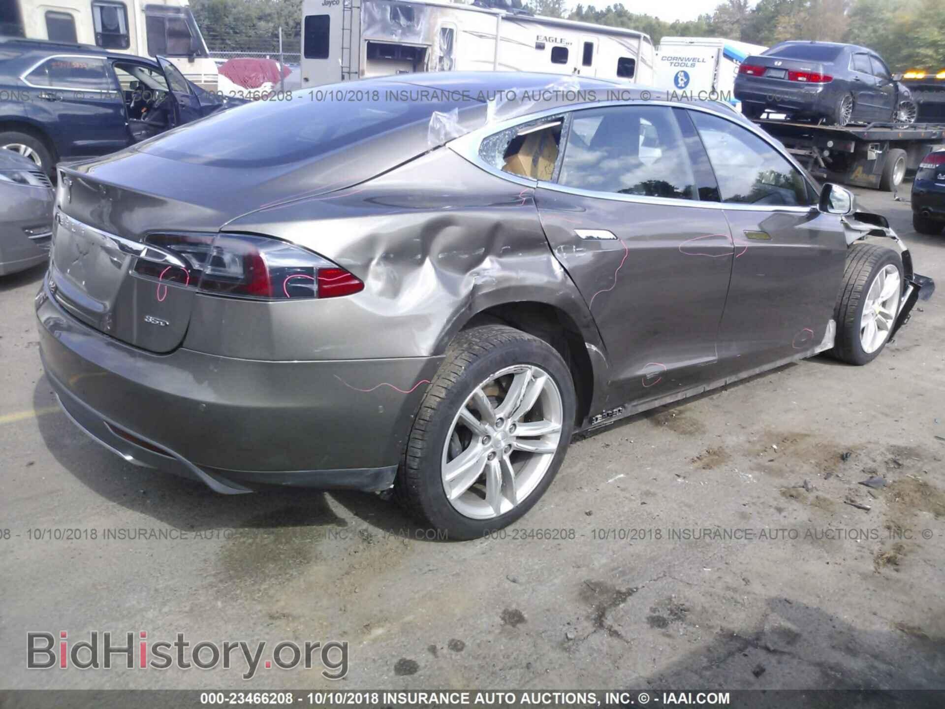 2015 TESLA MODEL S - VIN: 5YJSA1E21FF117148 - Фото 4