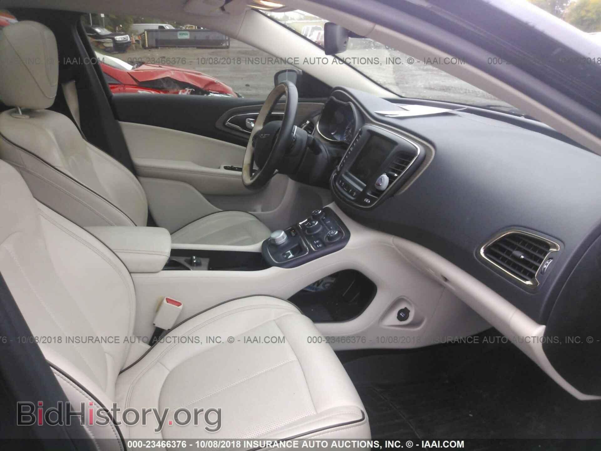 2015 Chrysler 200 - VIN: 1C3CCCEG0FN589143 - Photo 5