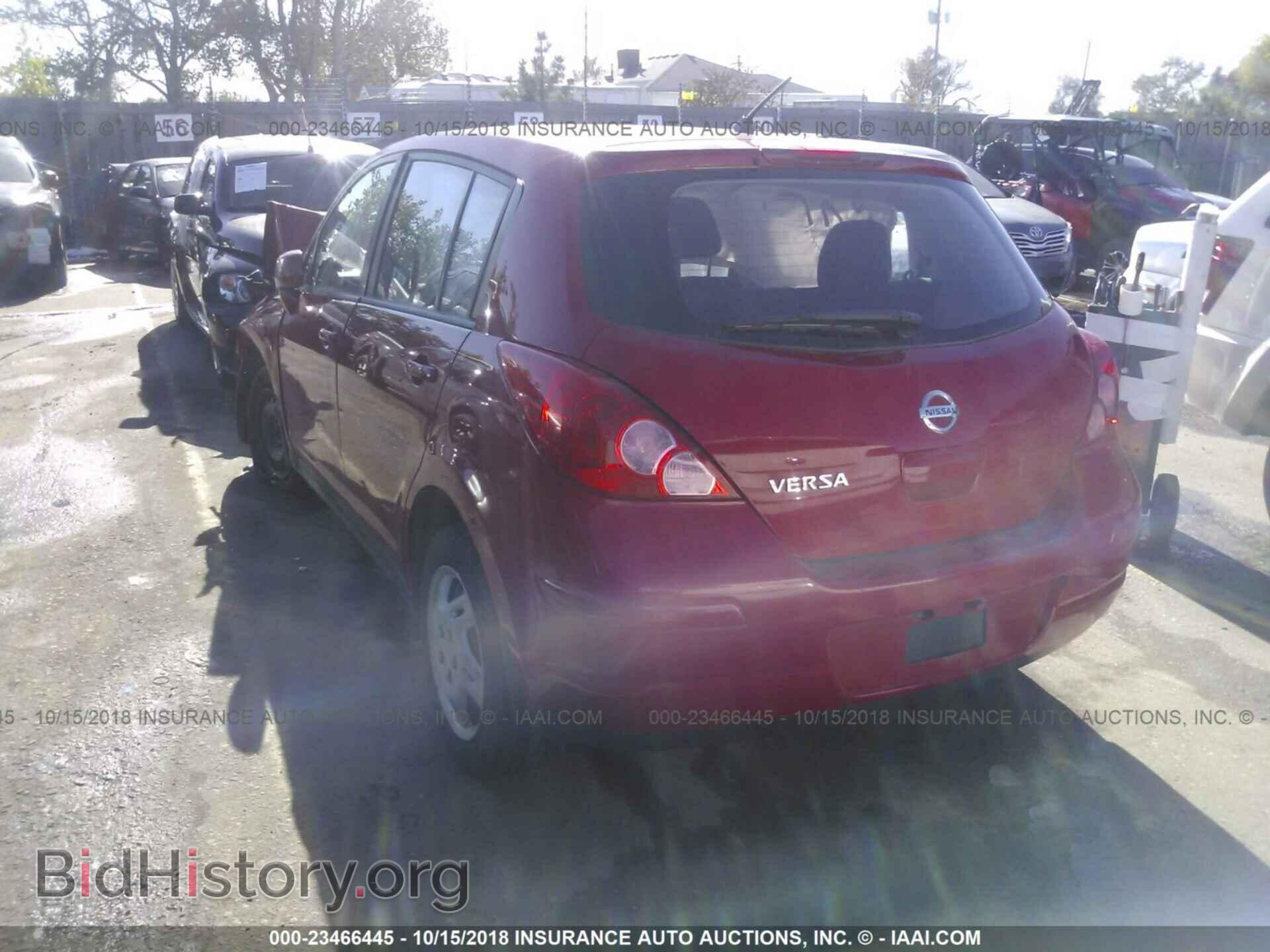 2011 Nissan Versa - VIN: 3N1BC1CP2BL470876 - Photo 3