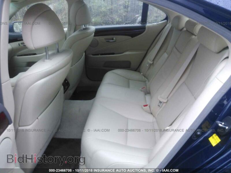 2011 Lexus LS (VIN JTHCL5EF4B5010694) — фото 8 из 10
