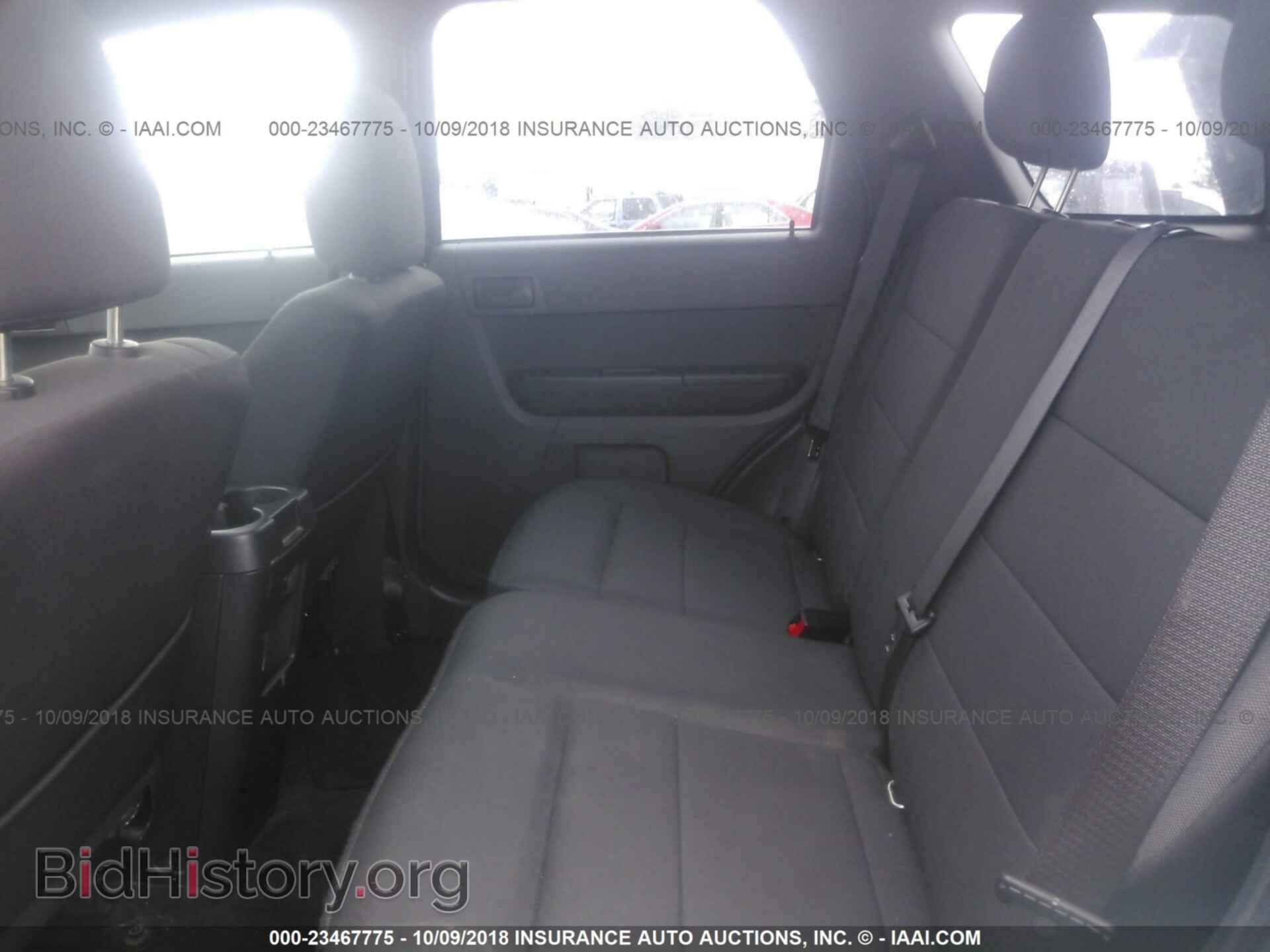 2012 Ford Escape - VIN: 1FMCU0D79CKB09067 - Фото 8