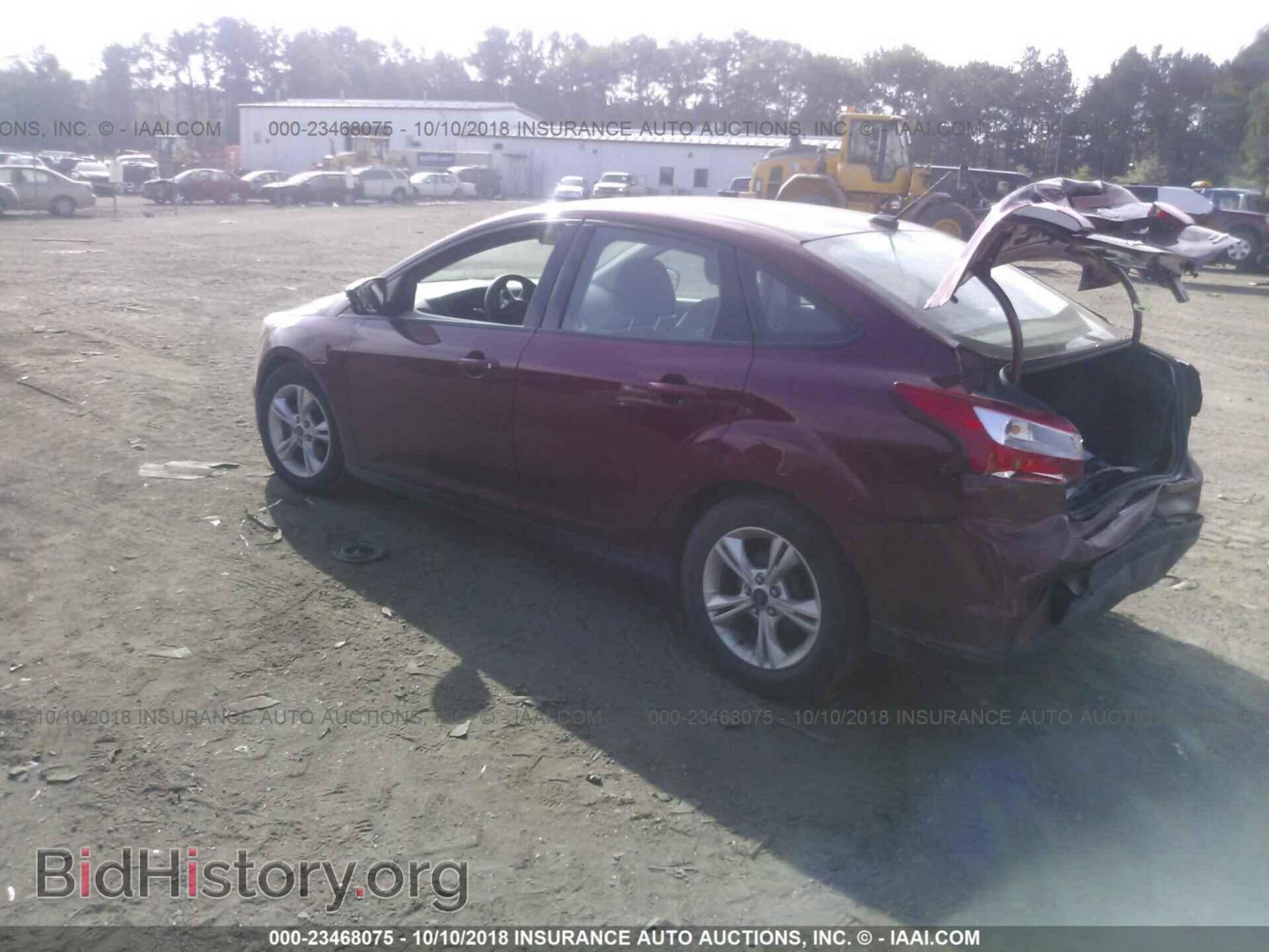 2014 Ford Focus - VIN: 1FADP3F22EL379151 - Фото 3