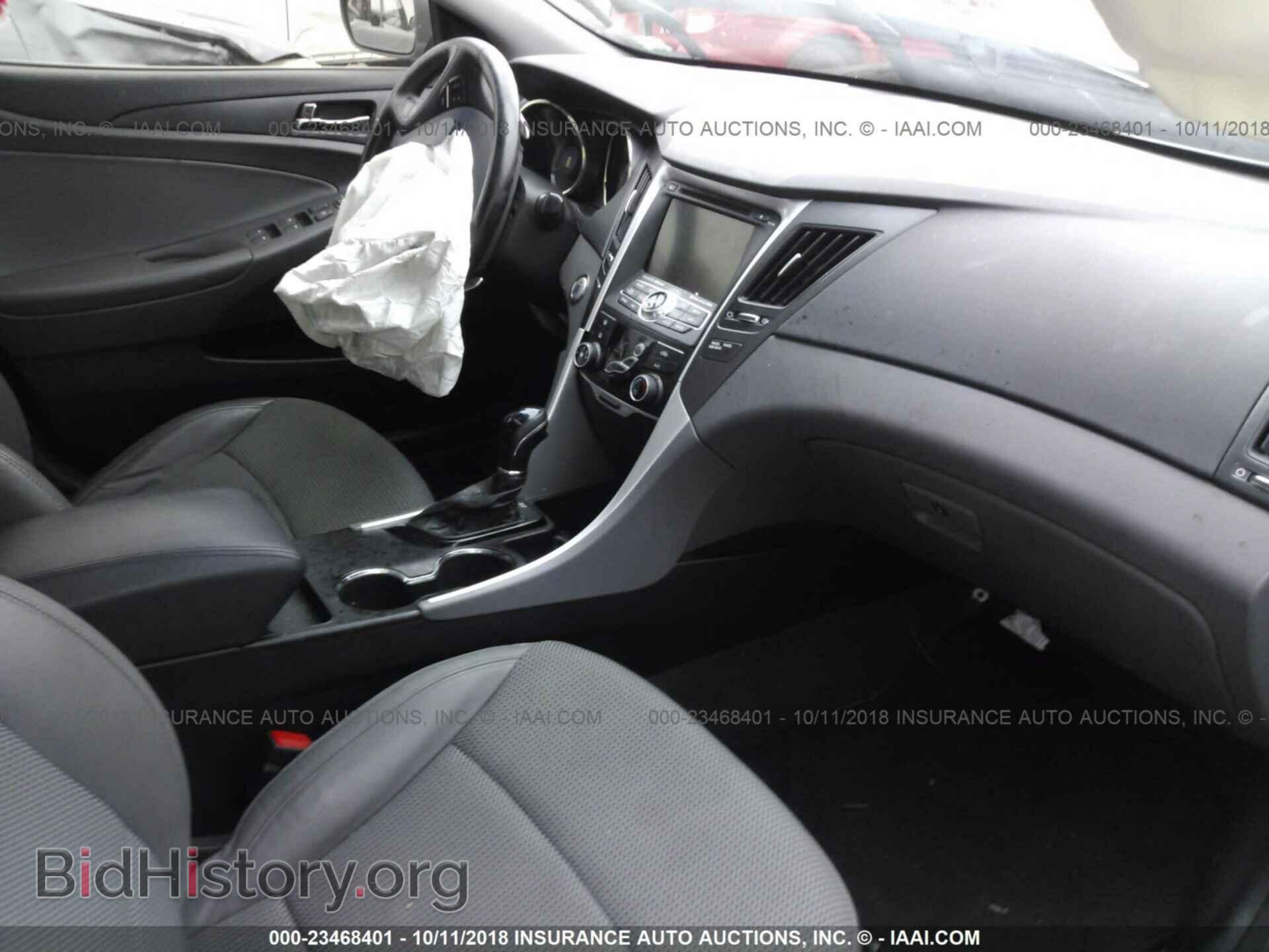 2012 Hyundai Sonata - VIN: 5NPEC4AC9CH409263 - Photo 5