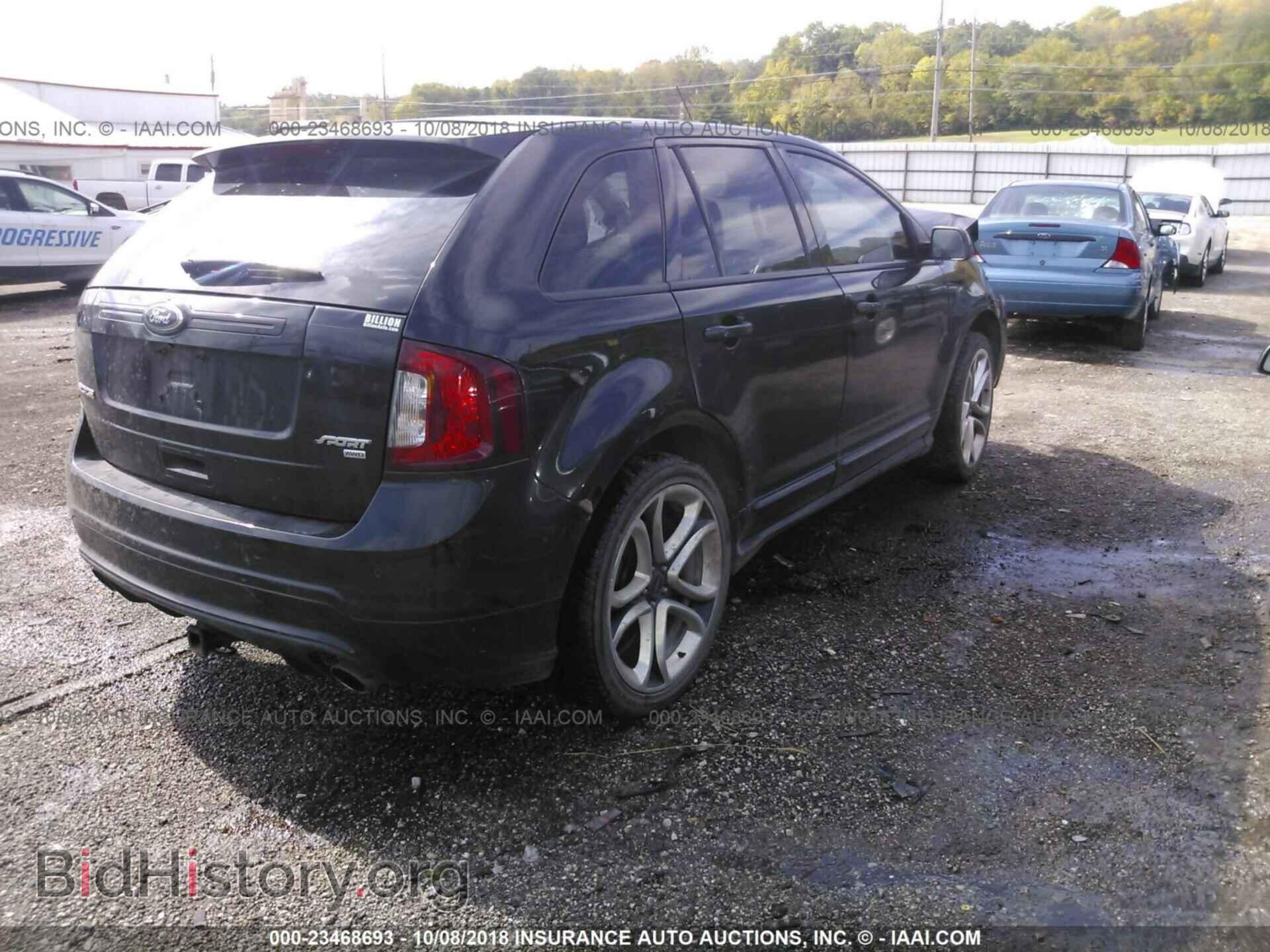 2011 Ford Edge - VIN: 2FMDK4AKXBBB16192 - Photo 4