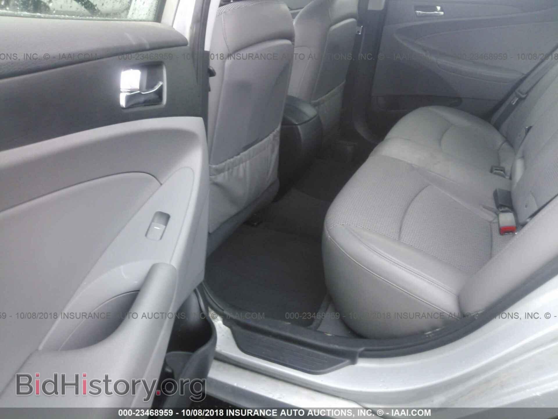 2012 Hyundai Sonata - VIN: 5NPEC4AB3CH333434 - Фото 8