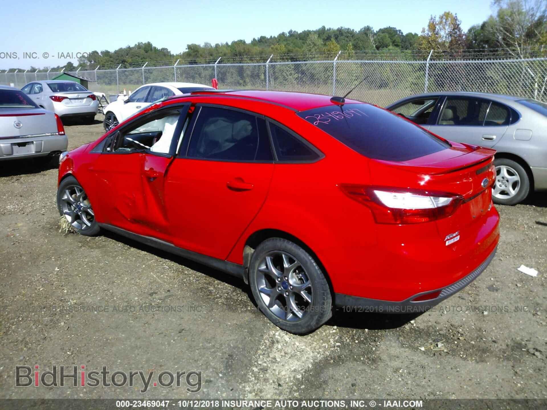 2014 Ford Focus - VIN: 1FADP3F23EL252201 - Фото 3