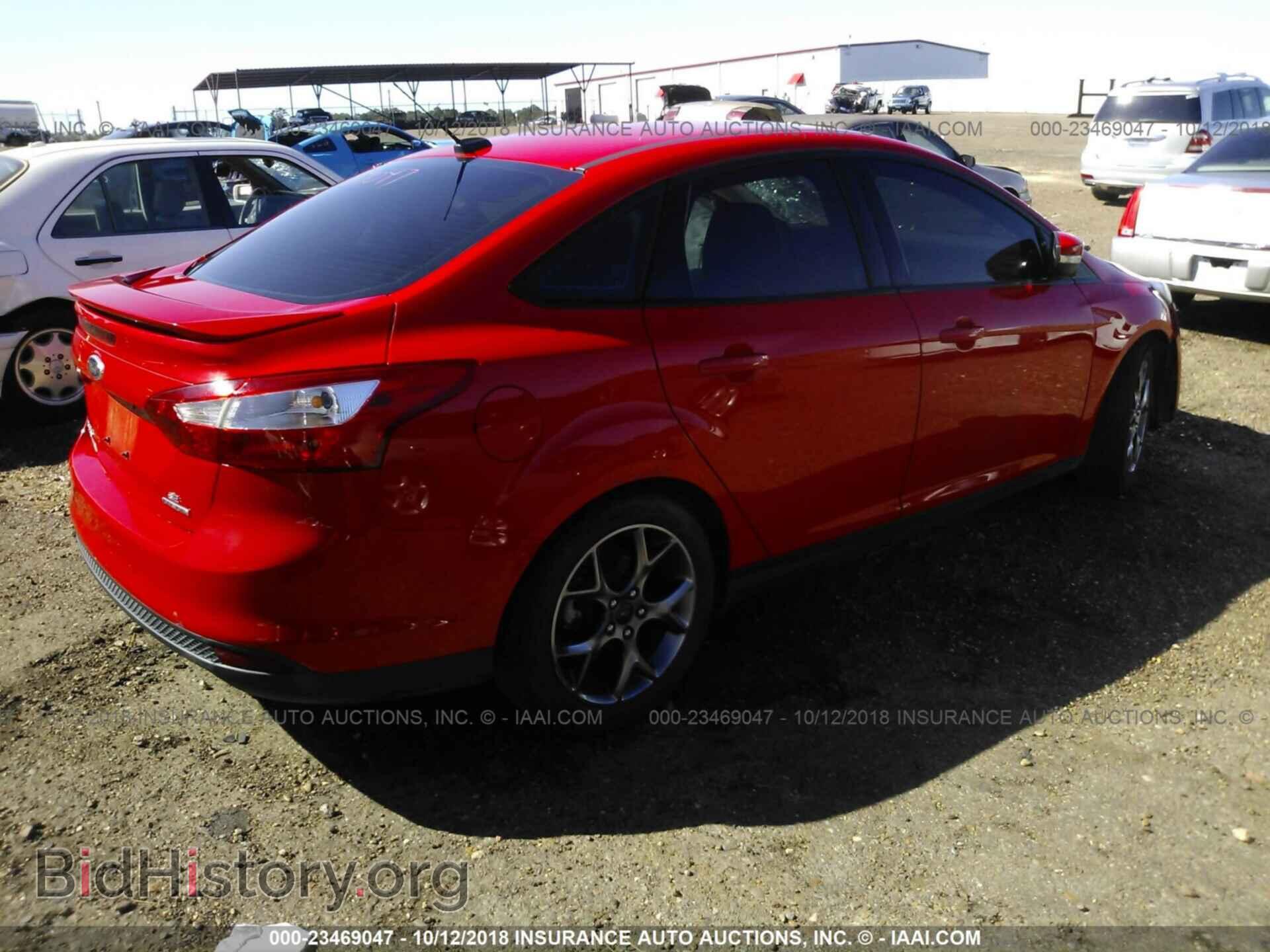 2014 Ford Focus - VIN: 1FADP3F23EL252201 - Фото 4