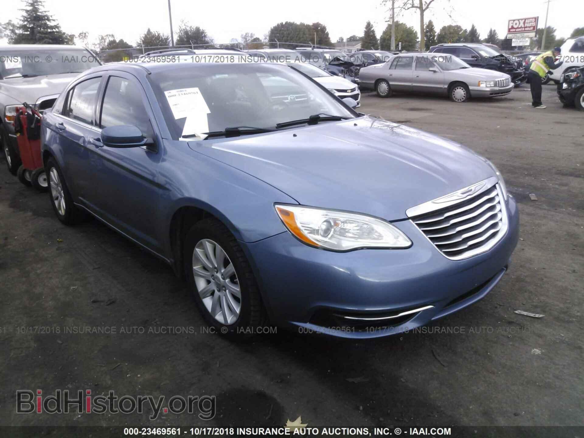 Photo 1C3BC1FB5BN626023 - CHRYSLER 200 2011