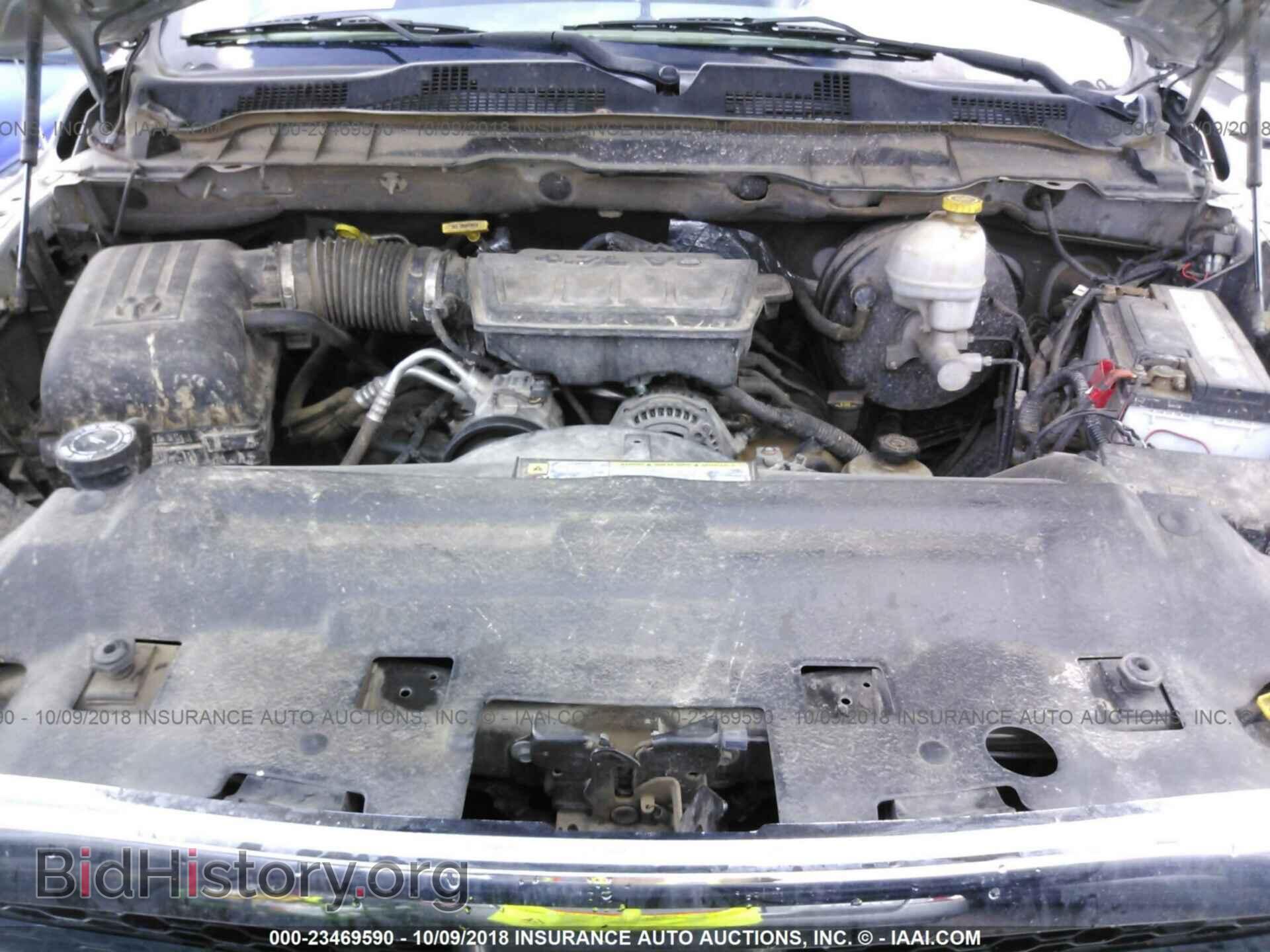 2011 Dodge Ram 1500 - VIN: 1D7RV1CP8BS639912 - Фото 10