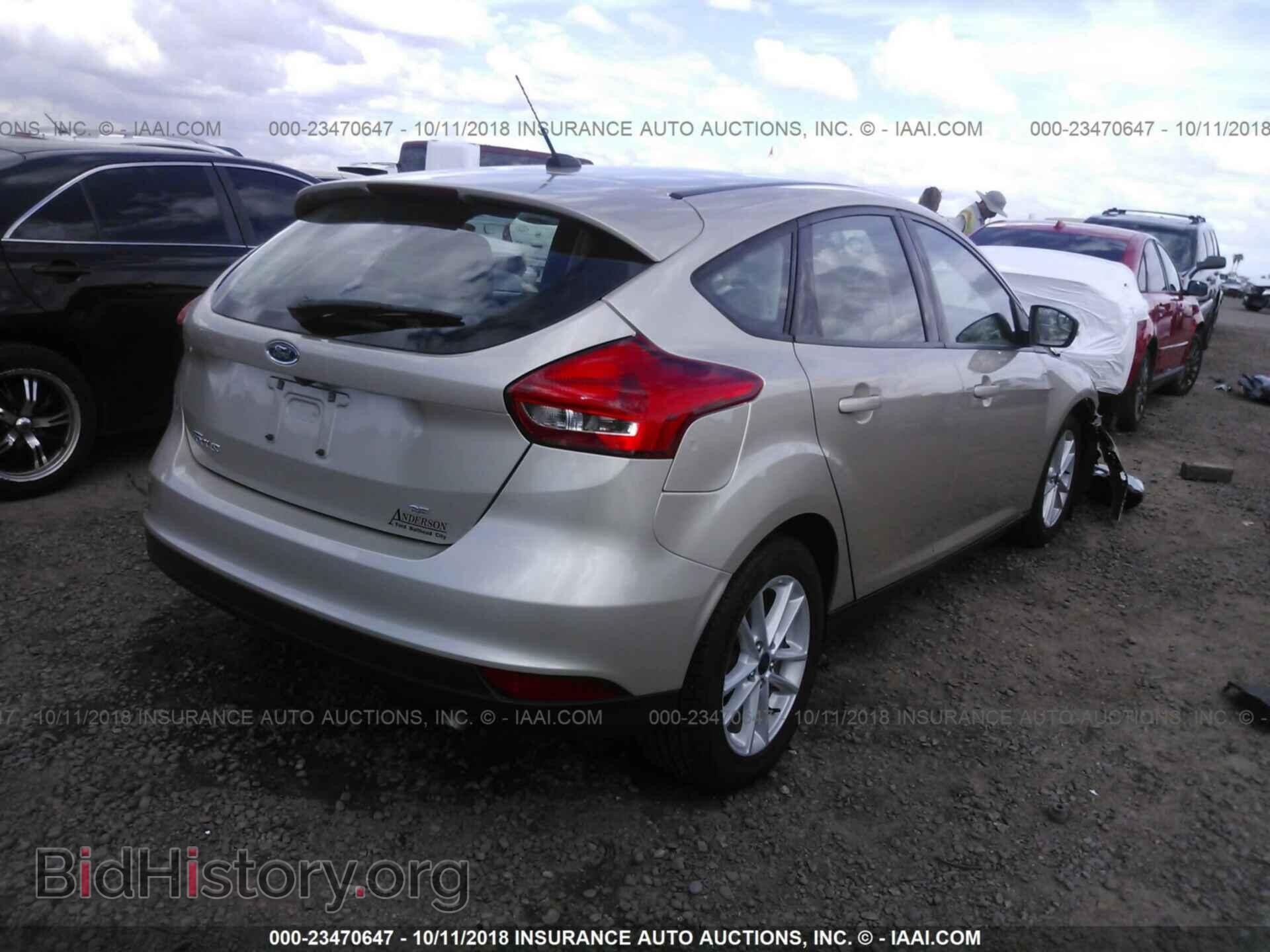 2017 Ford Focus - VIN: 1FADP3K28HL218071 - Фото 4