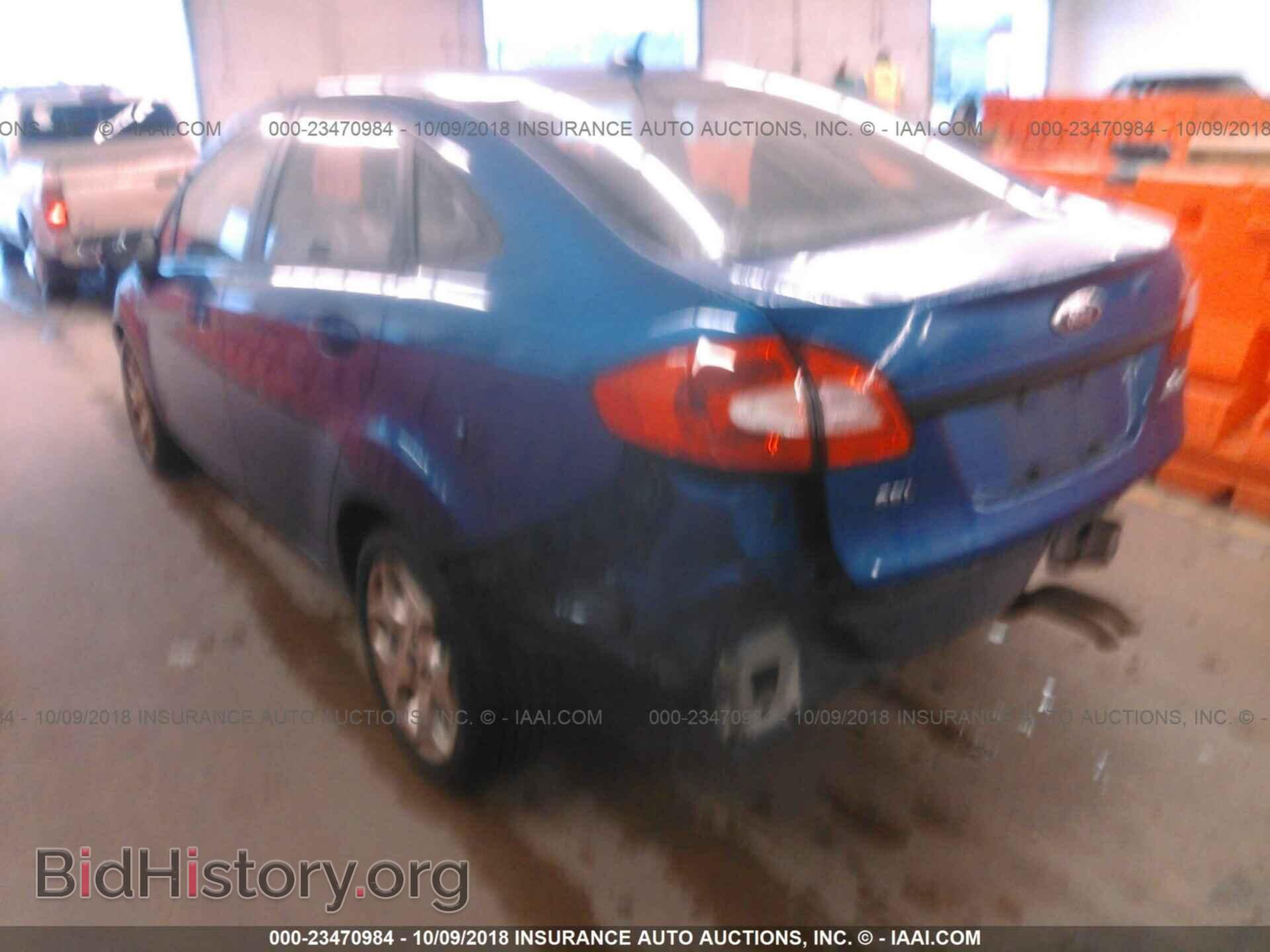 2011 Ford Fiesta - VIN: 3FADP4CJ9BM224155 - Фото 3