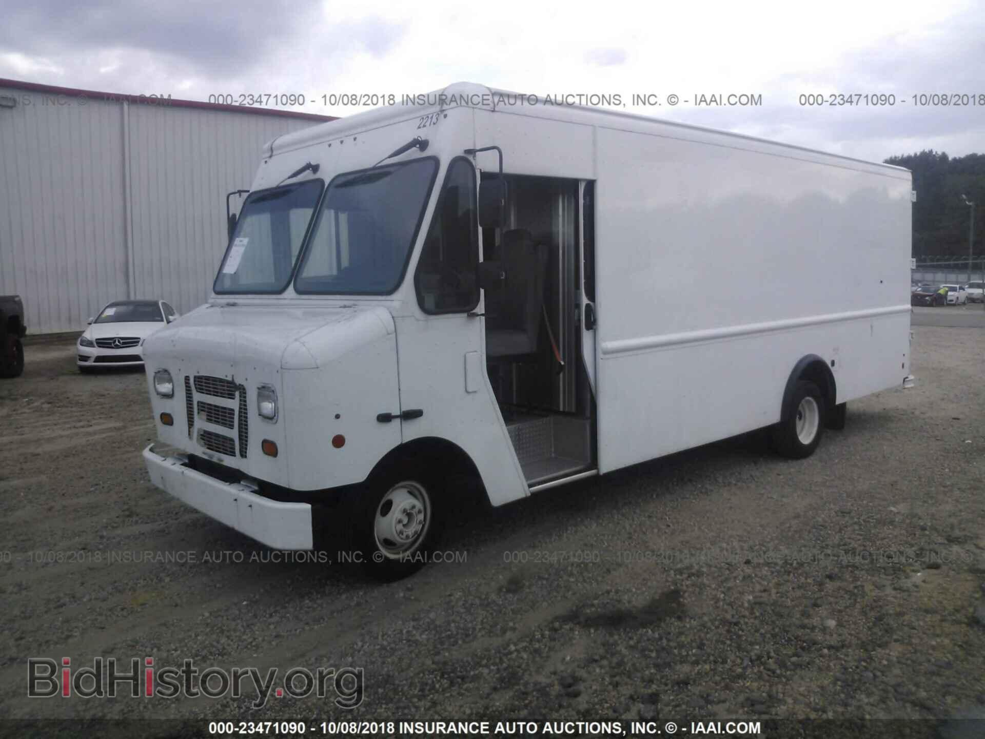 2012 Ford Econoline - VIN: 1FC2E3KL0CDB39206 - Photo 2