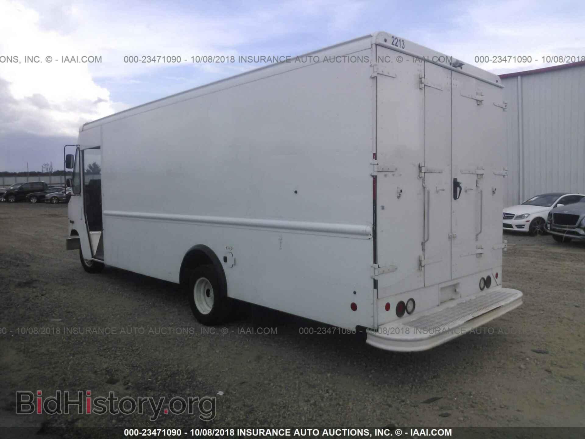 2012 Ford Econoline - VIN: 1FC2E3KL0CDB39206 - Photo 3