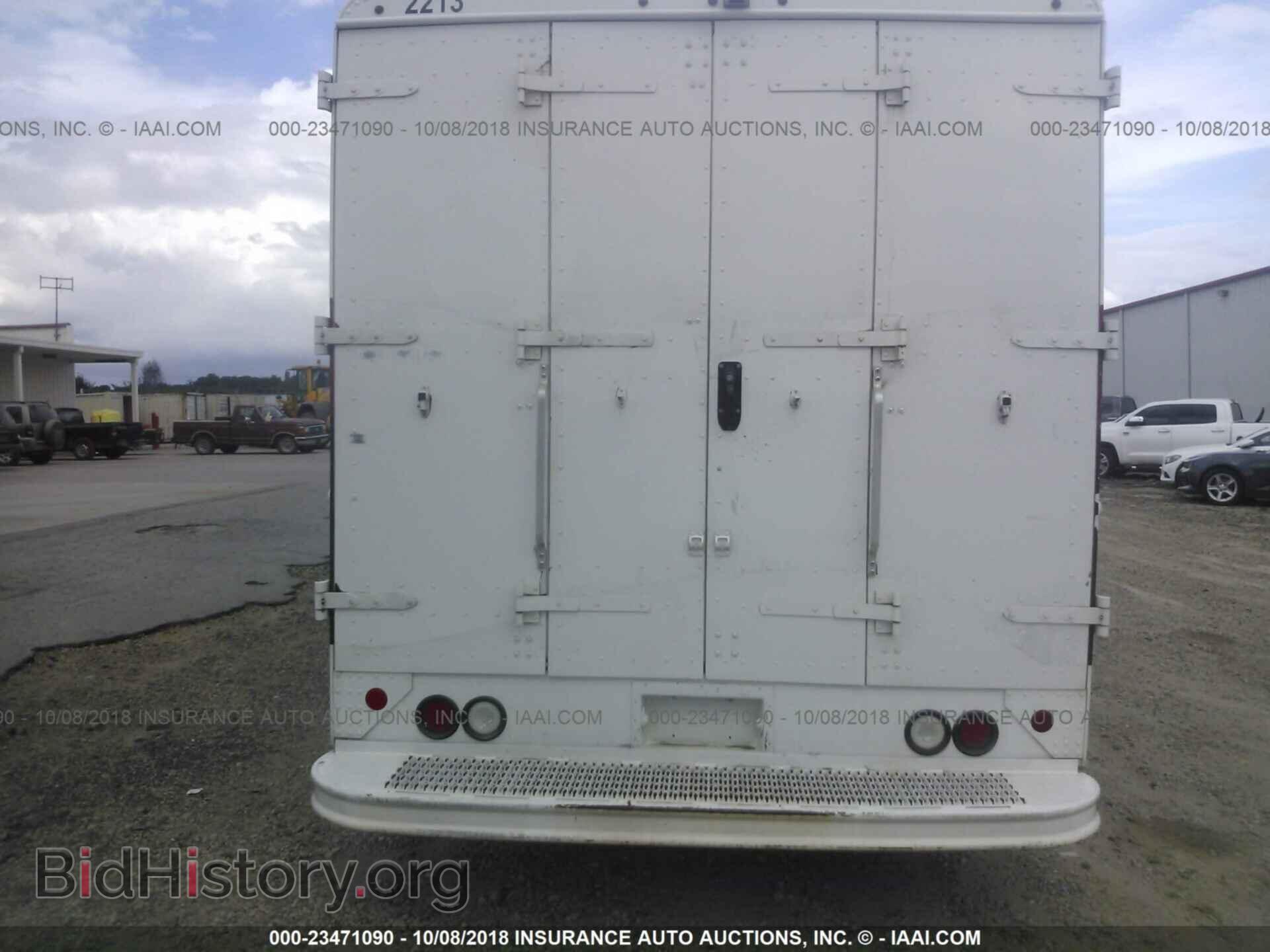 2012 Ford Econoline - VIN: 1FC2E3KL0CDB39206 - Photo 8