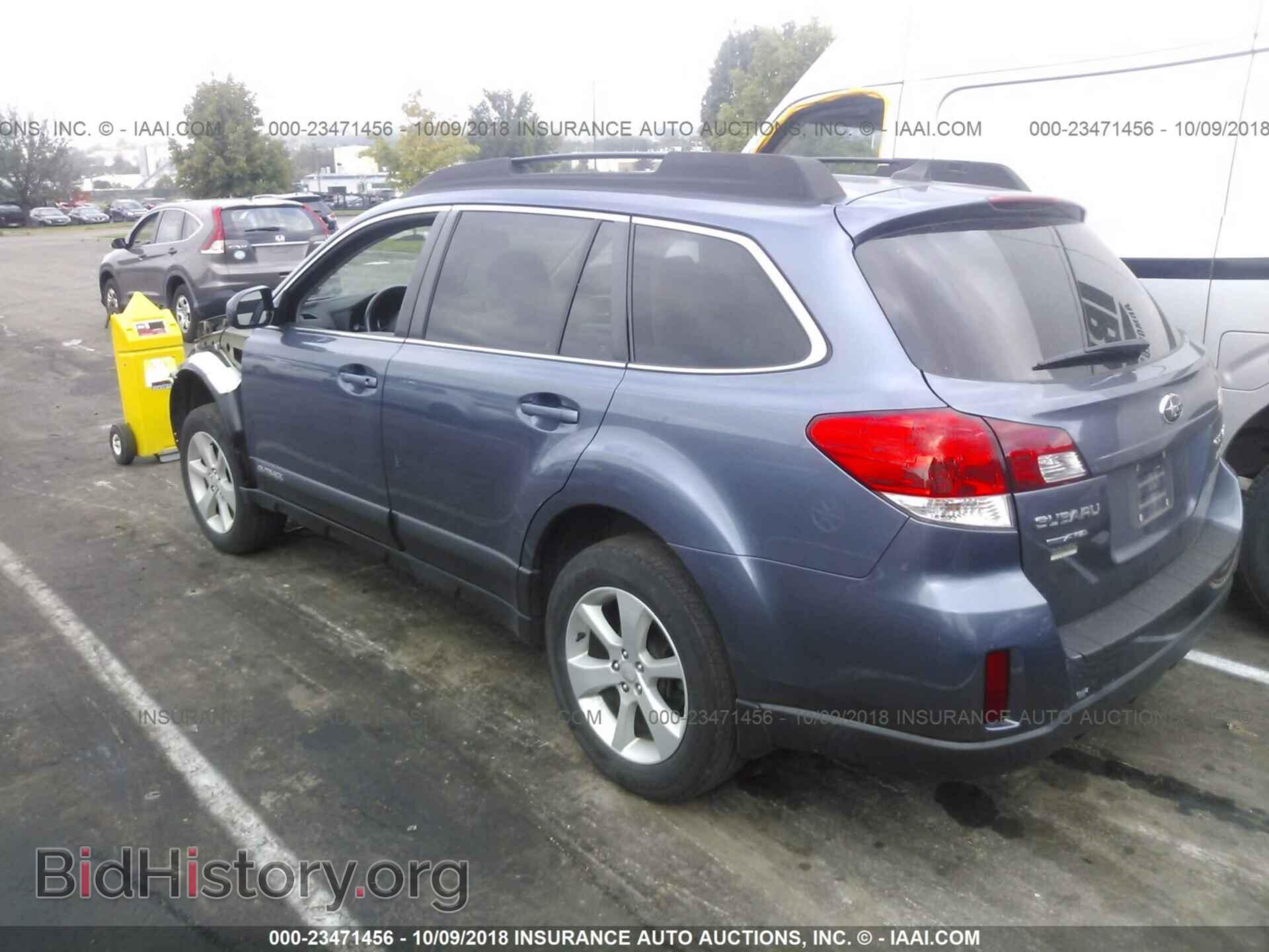 2014 Subaru Outback - VIN: 4S4BRBCC4E3269295 - Фото 3