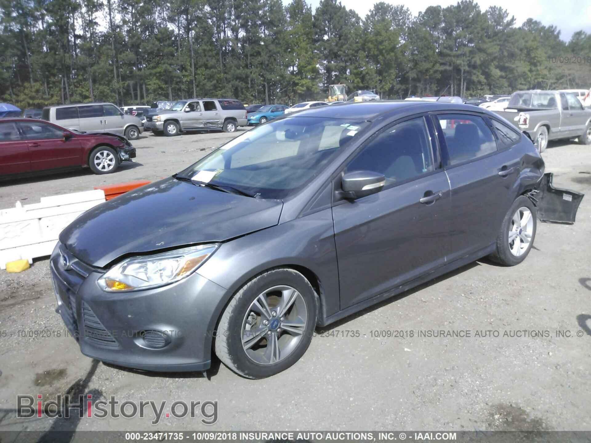 2014 Ford Focus - VIN: 1FADP3F29EL417586 - Фото 2