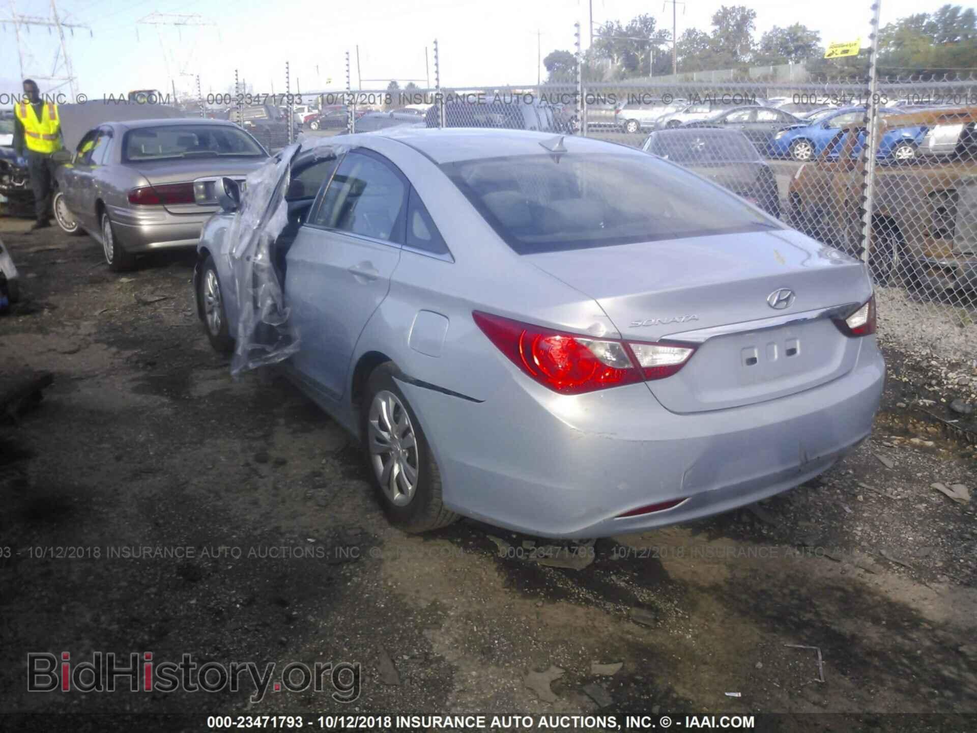 2012 Hyundai Sonata - VIN: 5NPEB4AC5CH361389 - Фото 3