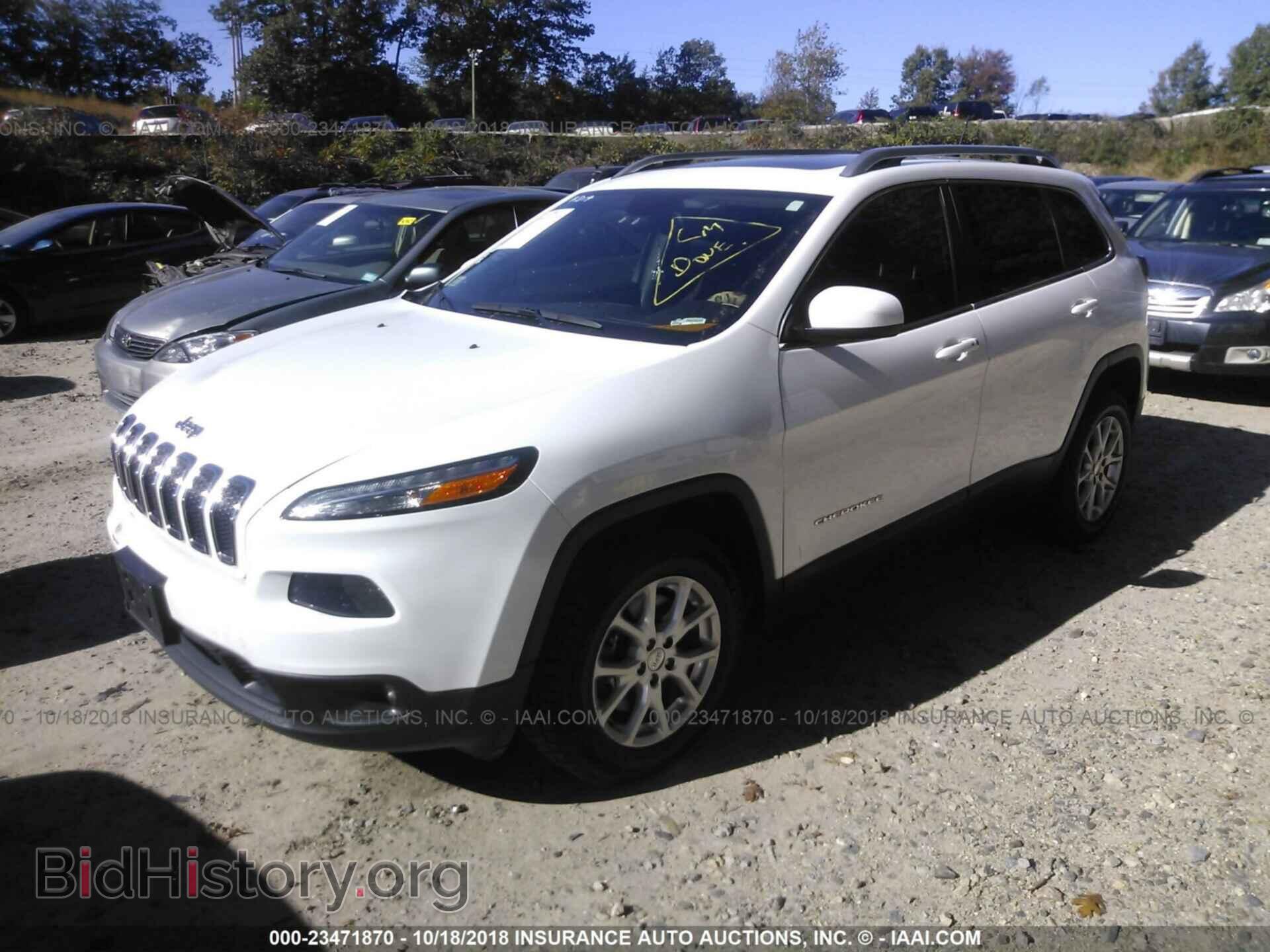 2014 Jeep Cherokee - VIN: 1C4PJMCB3EW237263 - Фото 2