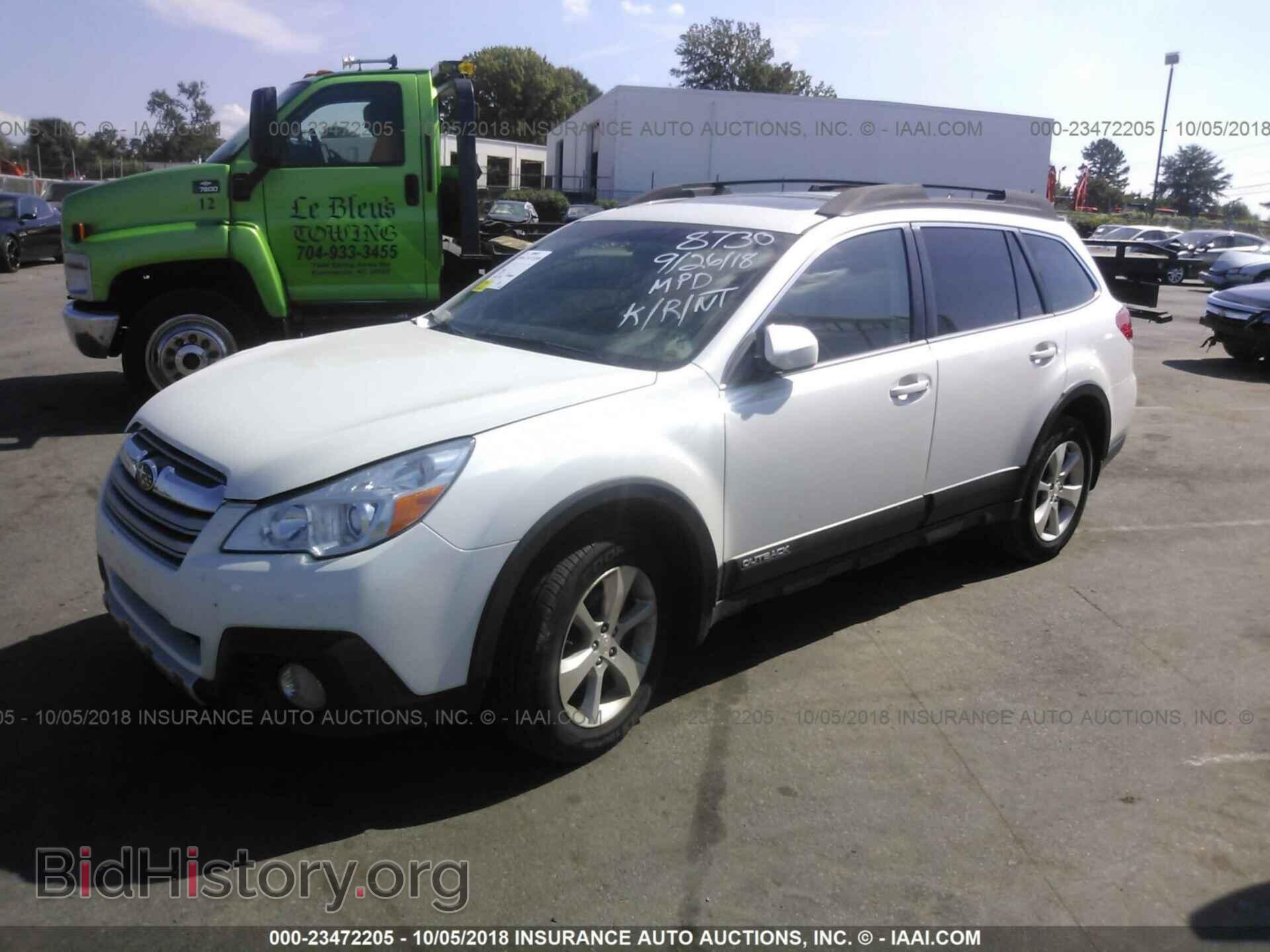 2014 Subaru Outback - VIN: 4S4BRBLC7E3328730 - Фото 2