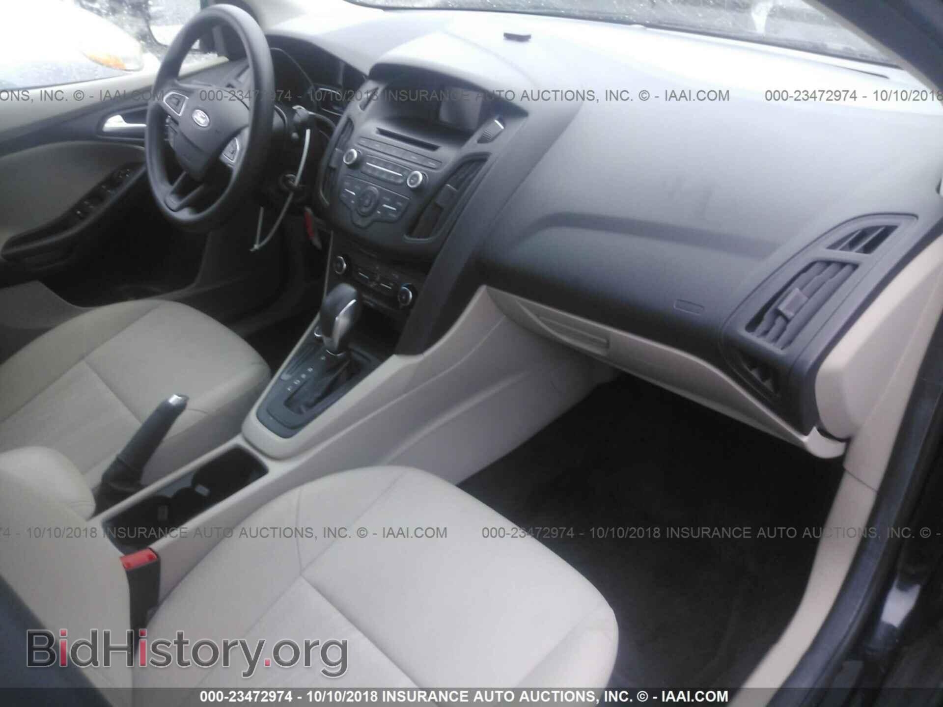 2017 Ford Focus - VIN: 1FADP3F27HL249760 - Фото 5