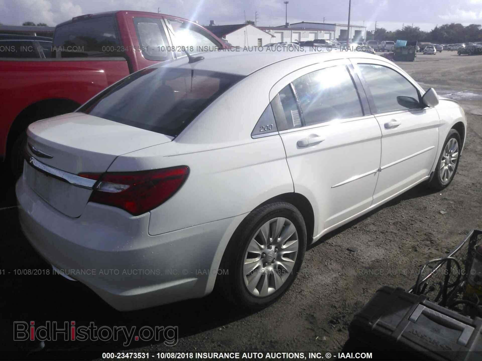 2011 Chrysler 200 - VIN: 1C3BC4FB4BN521328 - Фото 4