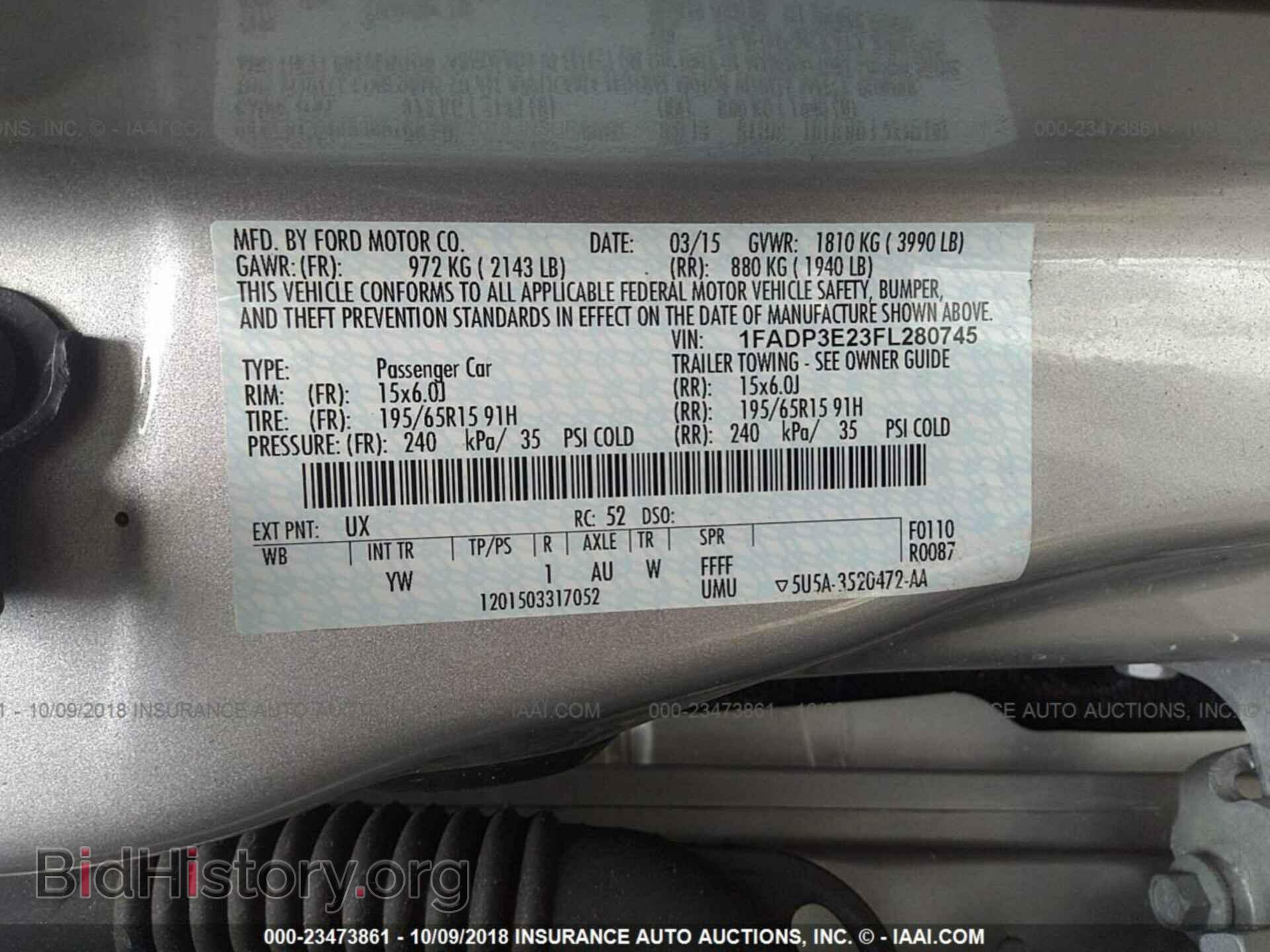 2015 Ford Focus - VIN: 1FADP3E23FL280745 - Photo 9