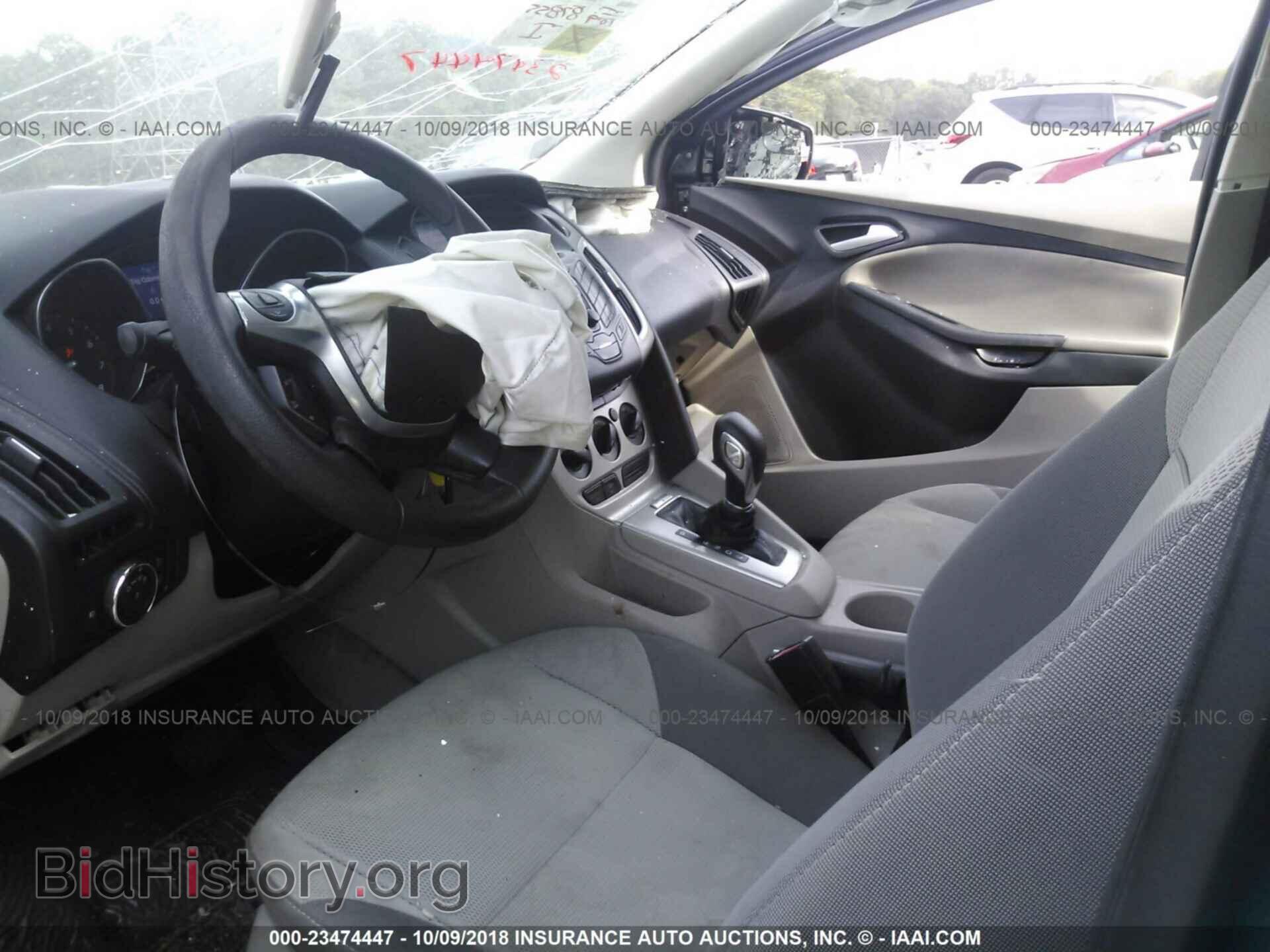 2012 Ford Focus - VIN: 1FAHP3F27CL225386 - Photo 5