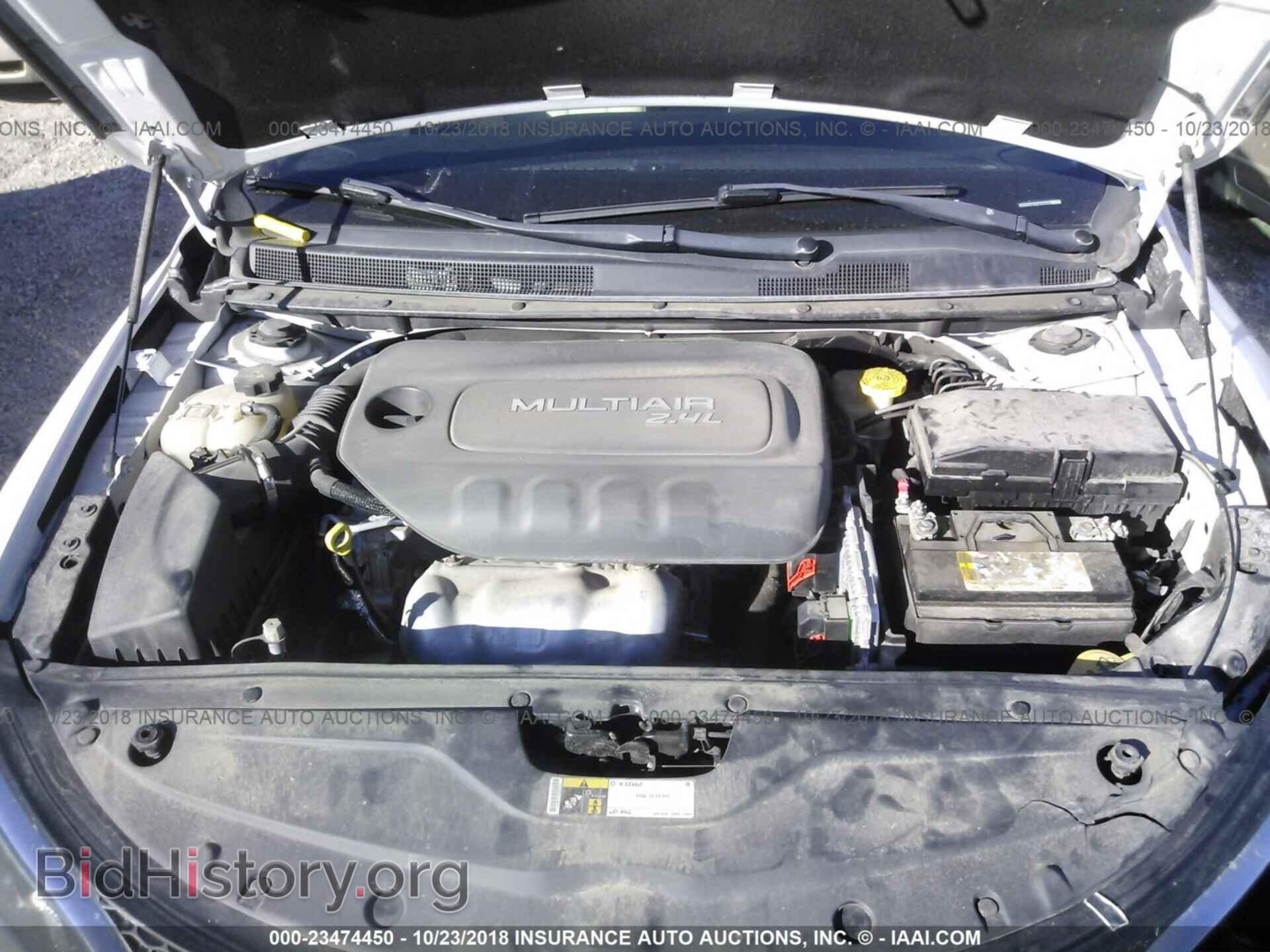 2015 Chrysler 200 - VIN: 1C3CCCAB4FN598826 - Photo 10