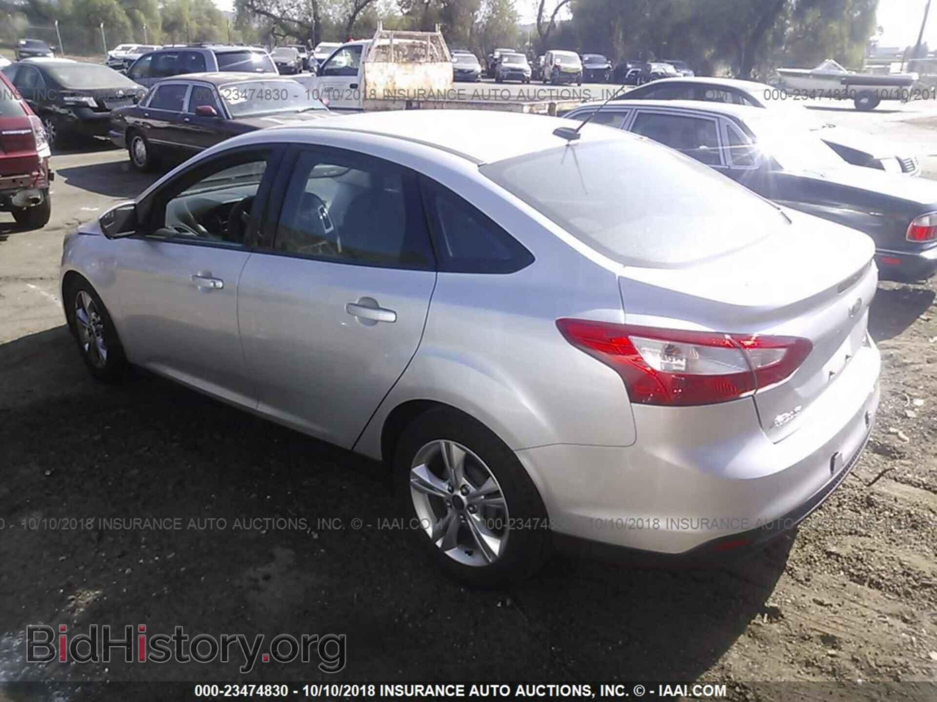 2013 Ford Focus - VIN: 1FADP3F24DL279440 - Фото 3