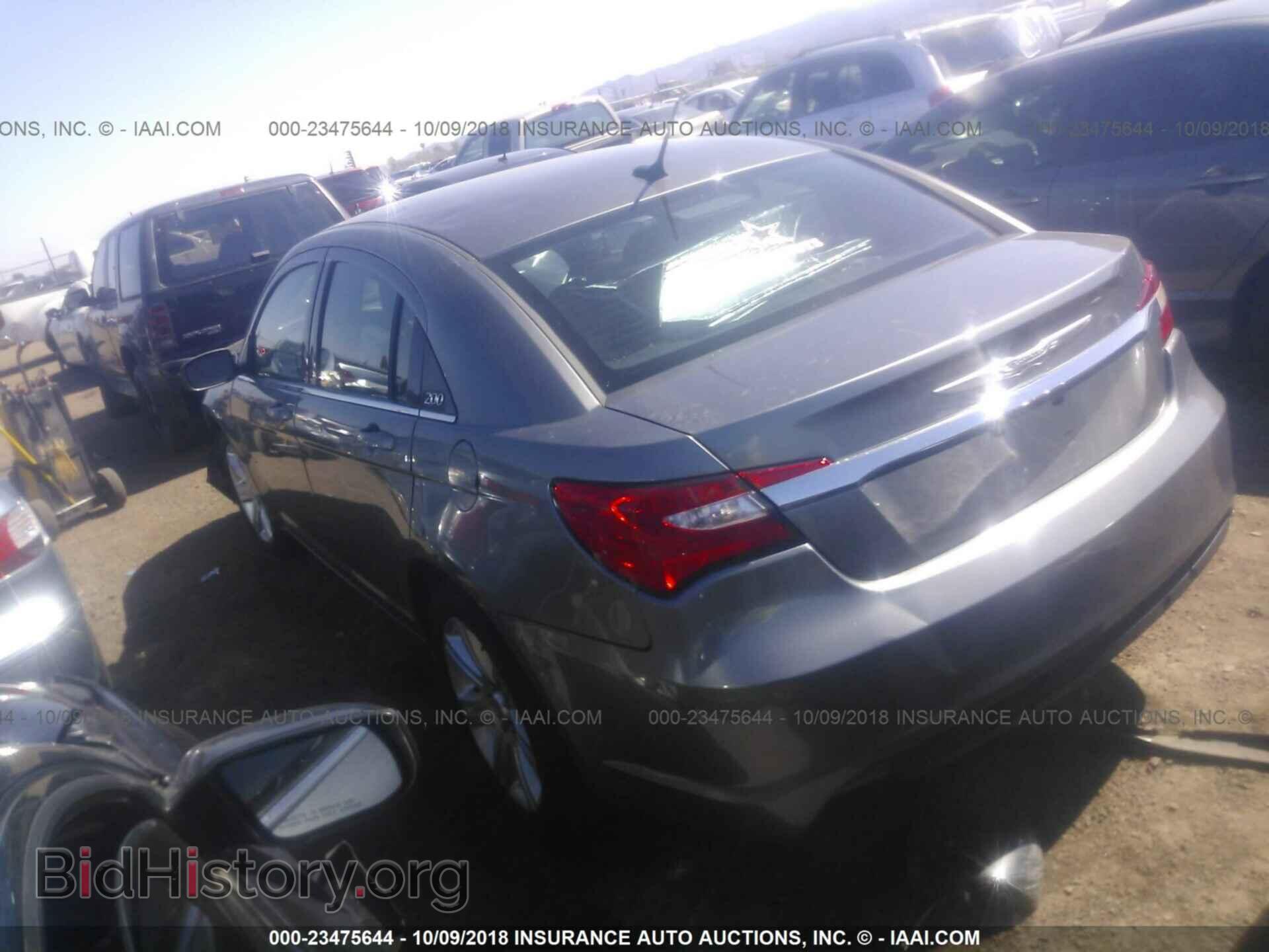 2013 Chrysler 200 - VIN: 1C3CCBAB7DN660369 - Фото 3