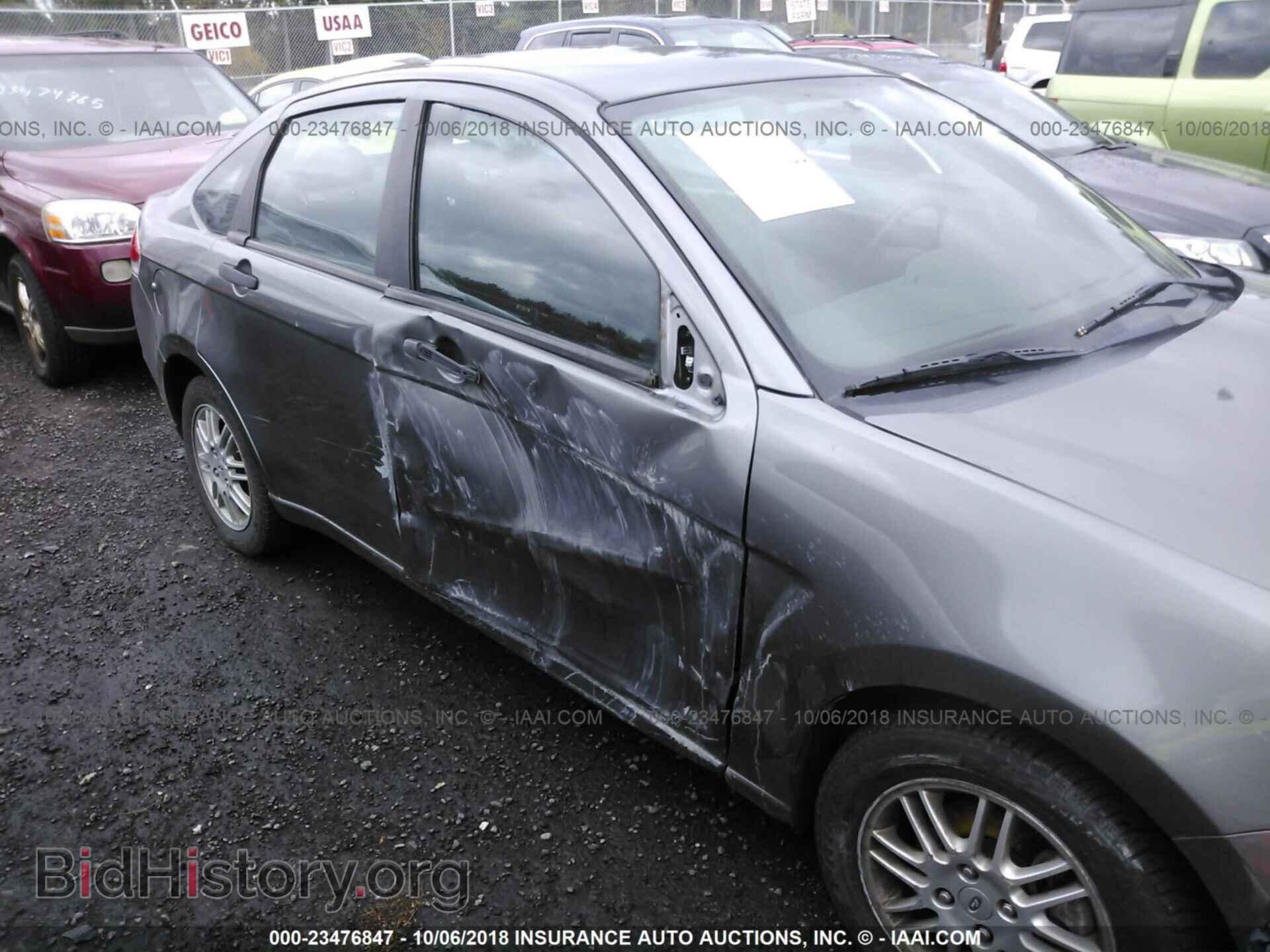 2011 Ford Focus - VIN: 1FAHP3FN7BW152088 - Фото 6