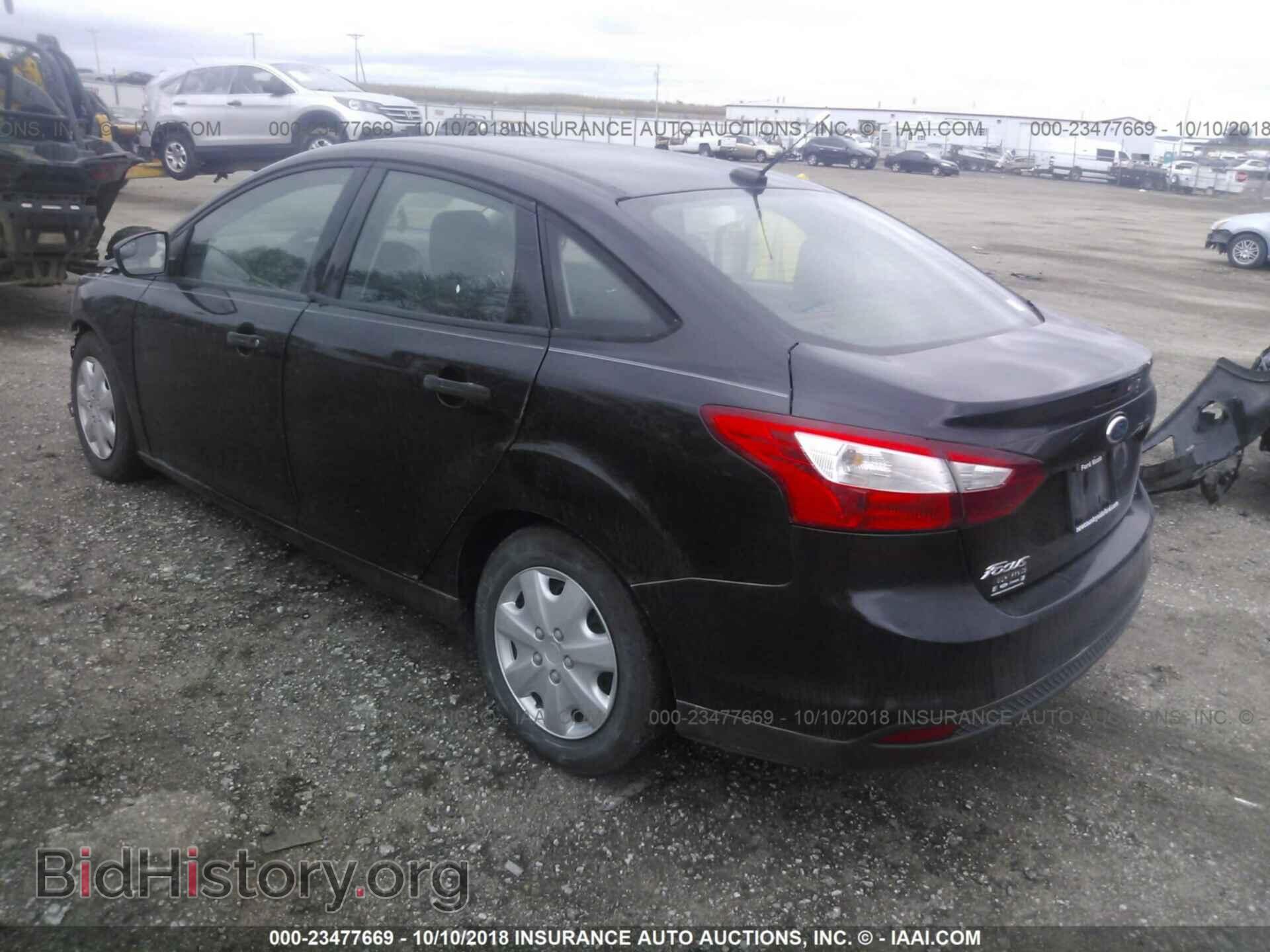 2012 Ford Focus - VIN: 1FAHP3E22CL231775 - Фото 3