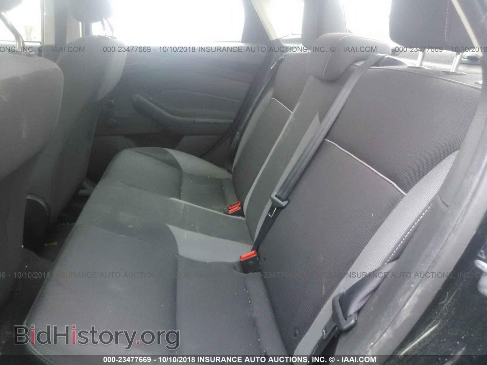 2012 Ford Focus - VIN: 1FAHP3E22CL231775 - Фото 8