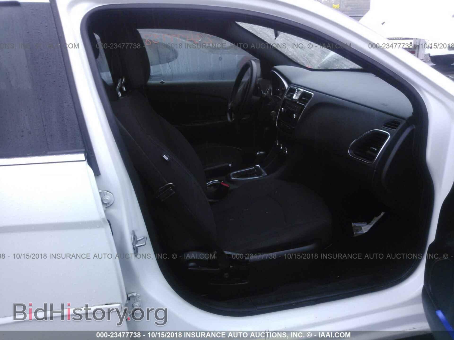 2012 CHRYSLER 200 - VIN: 1C3CCBAB7CN190908 - Фото 5