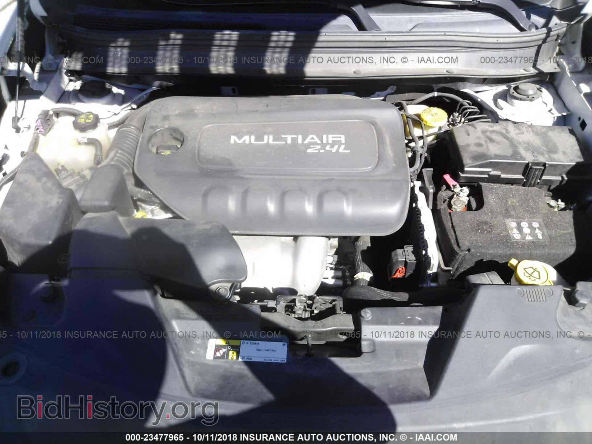 2014 Jeep Cherokee - VIN: 1C4PJLAB8EW283488 - Photo 10