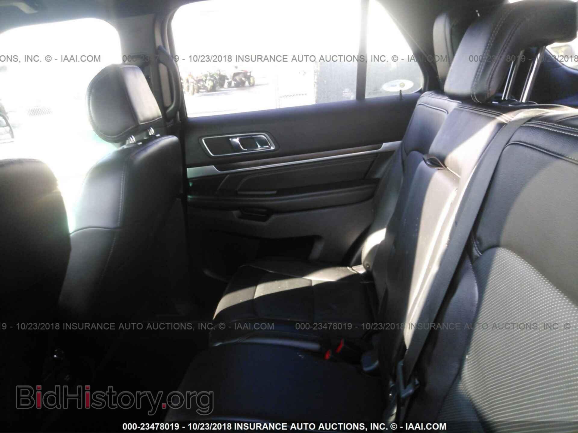 2017 Ford Explorer - VIN: 1FM5K8F85HGA16818 - Фото 8