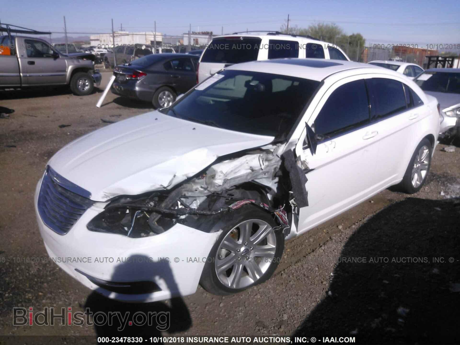 2013 Chrysler 200 - VIN: 1C3CCBBB9DN696434 - Photo 2